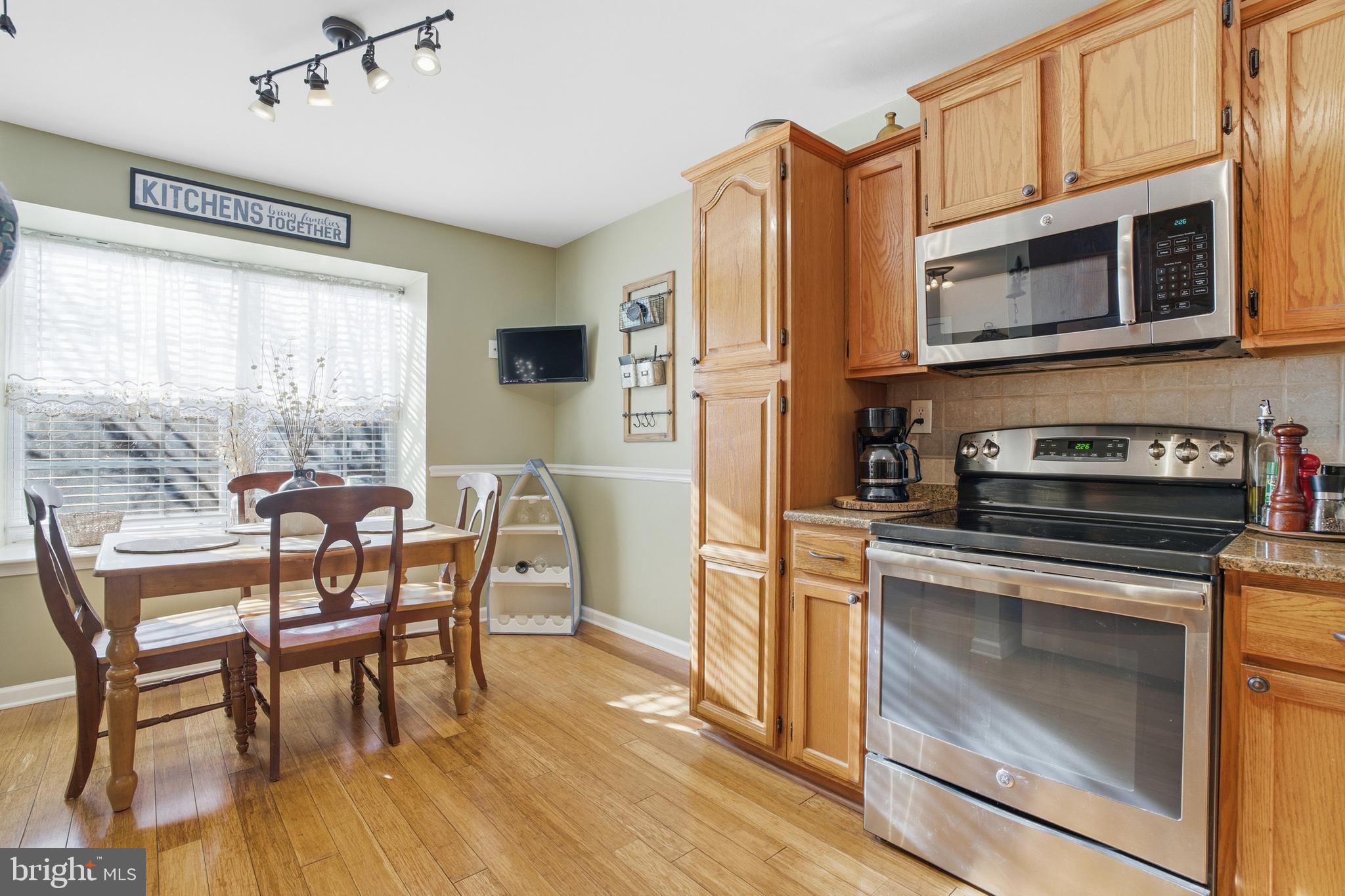 CANTERBURY WOODS - Residential