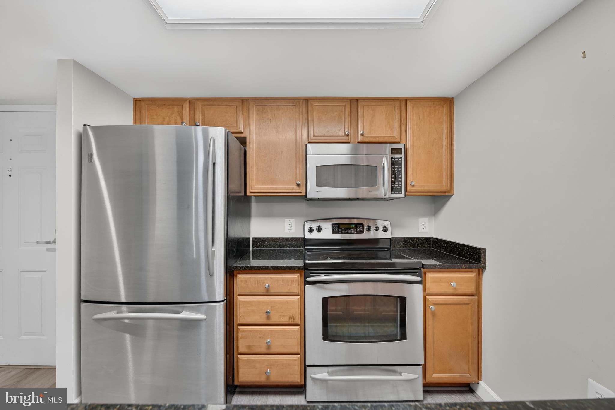11800 SUNSET HILLS ROAD 212