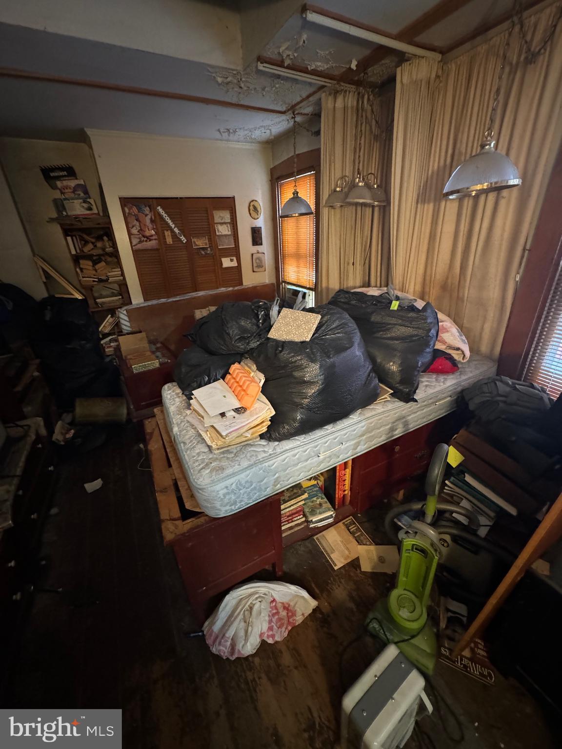 LANCASTER - Residential