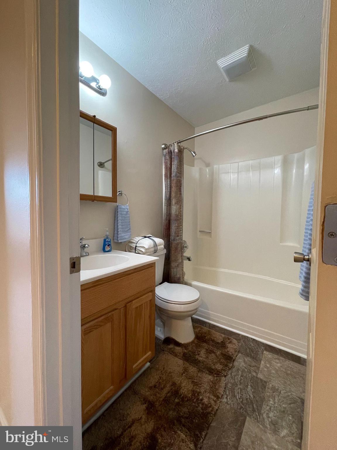 FREDERICKTOWNE TOWNHOUSE - Residential Lease