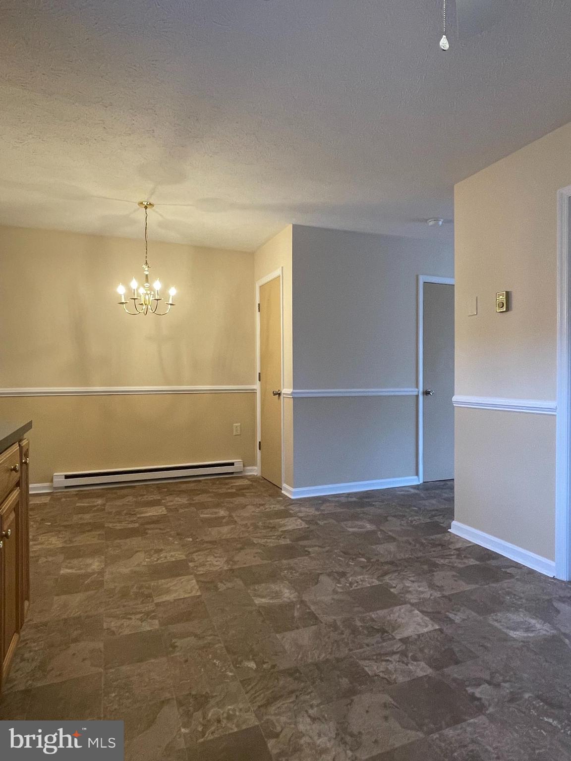 FREDERICKTOWNE TOWNHOUSE - Residential Lease