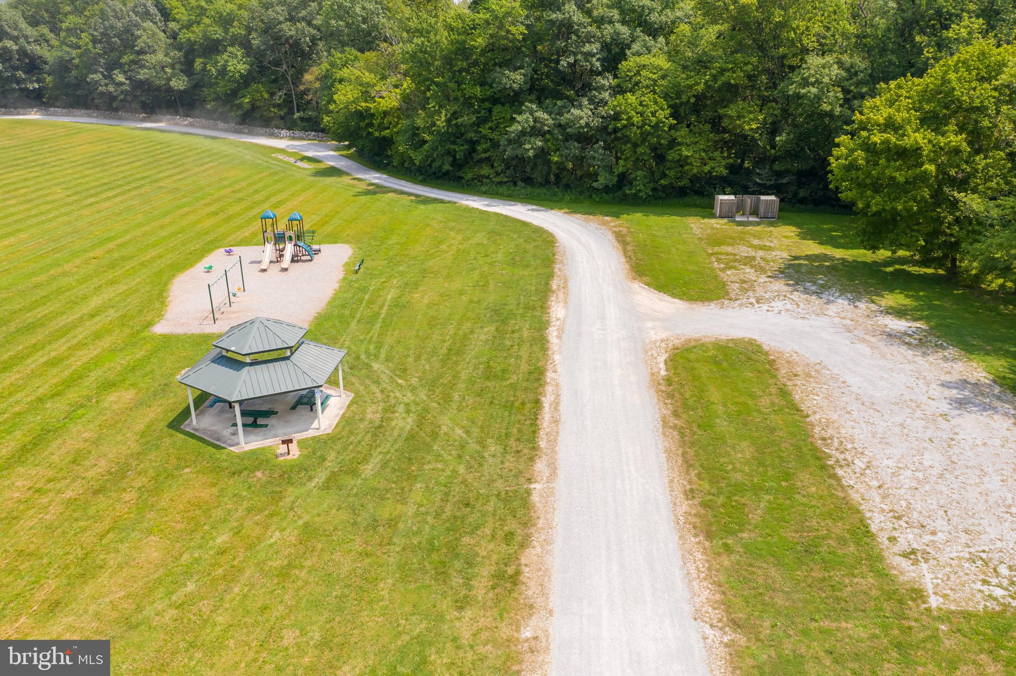 BROOKFIELD ON THE POTOMAC - Residential