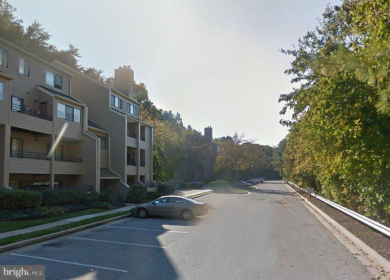 LODGE AT MCDONGH - Residential