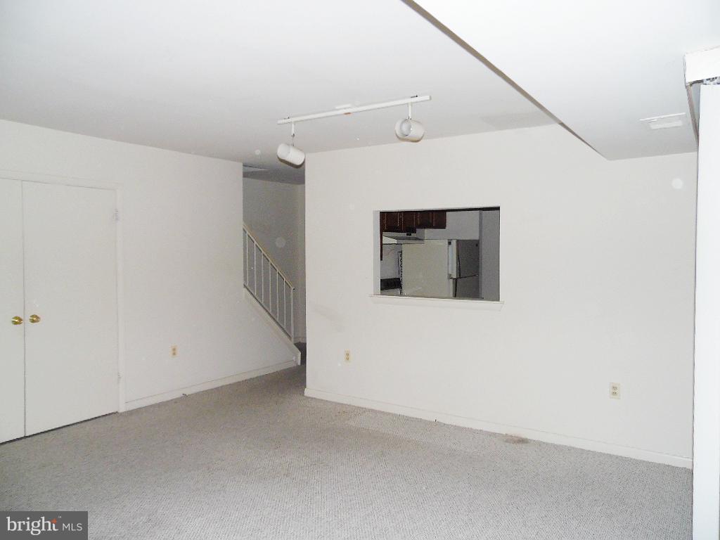 LODGE AT MCDONGH - Residential