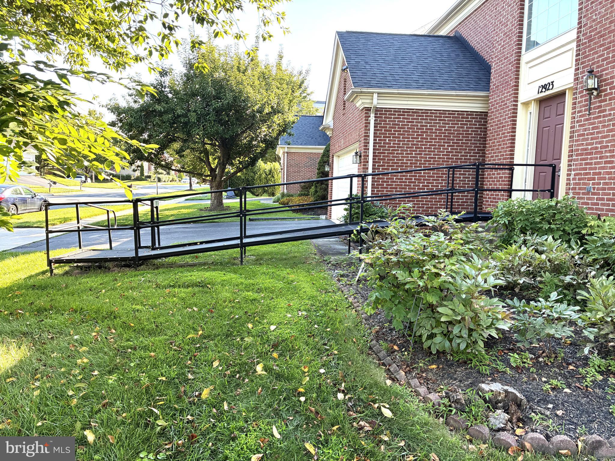 12923 CREAMERY HILL DRIVE