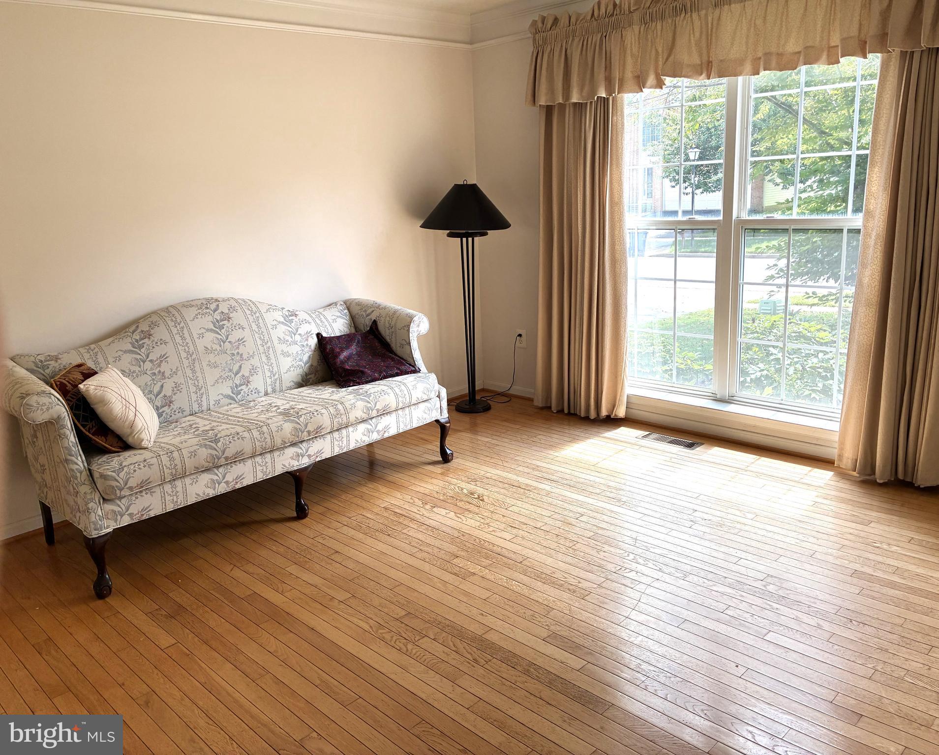 12923 CREAMERY HILL DRIVE