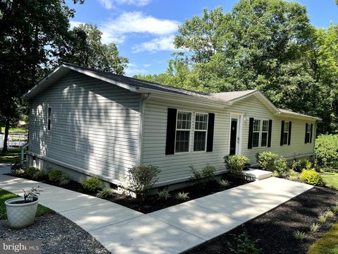 3322 RIVER BEND COURT BUMPASS VA 23024