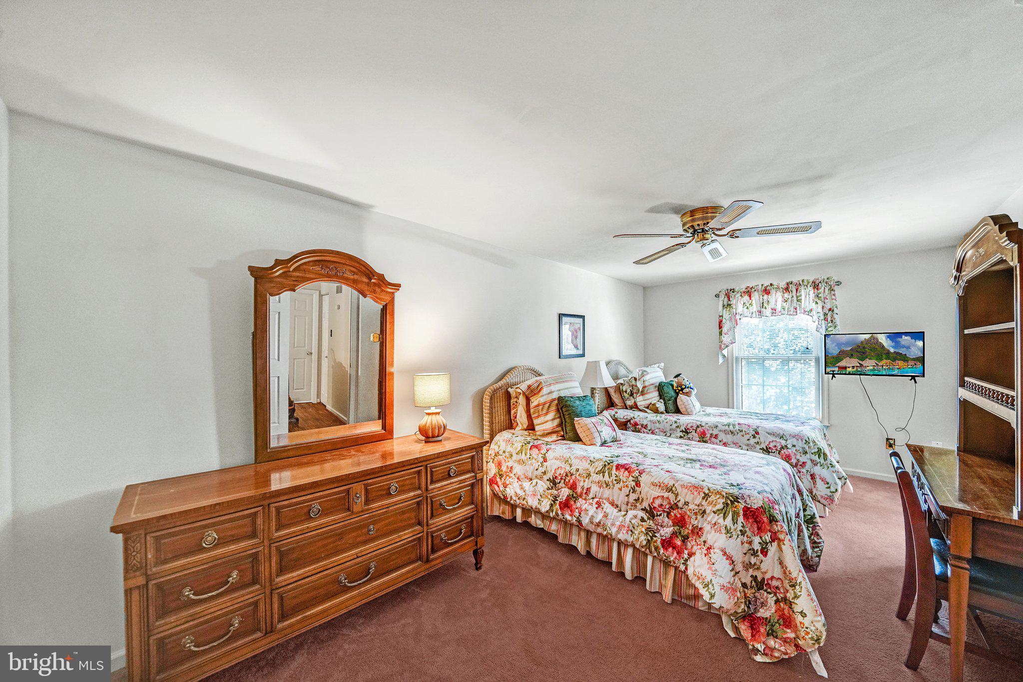 WILLISTOWN WOODS - Residential