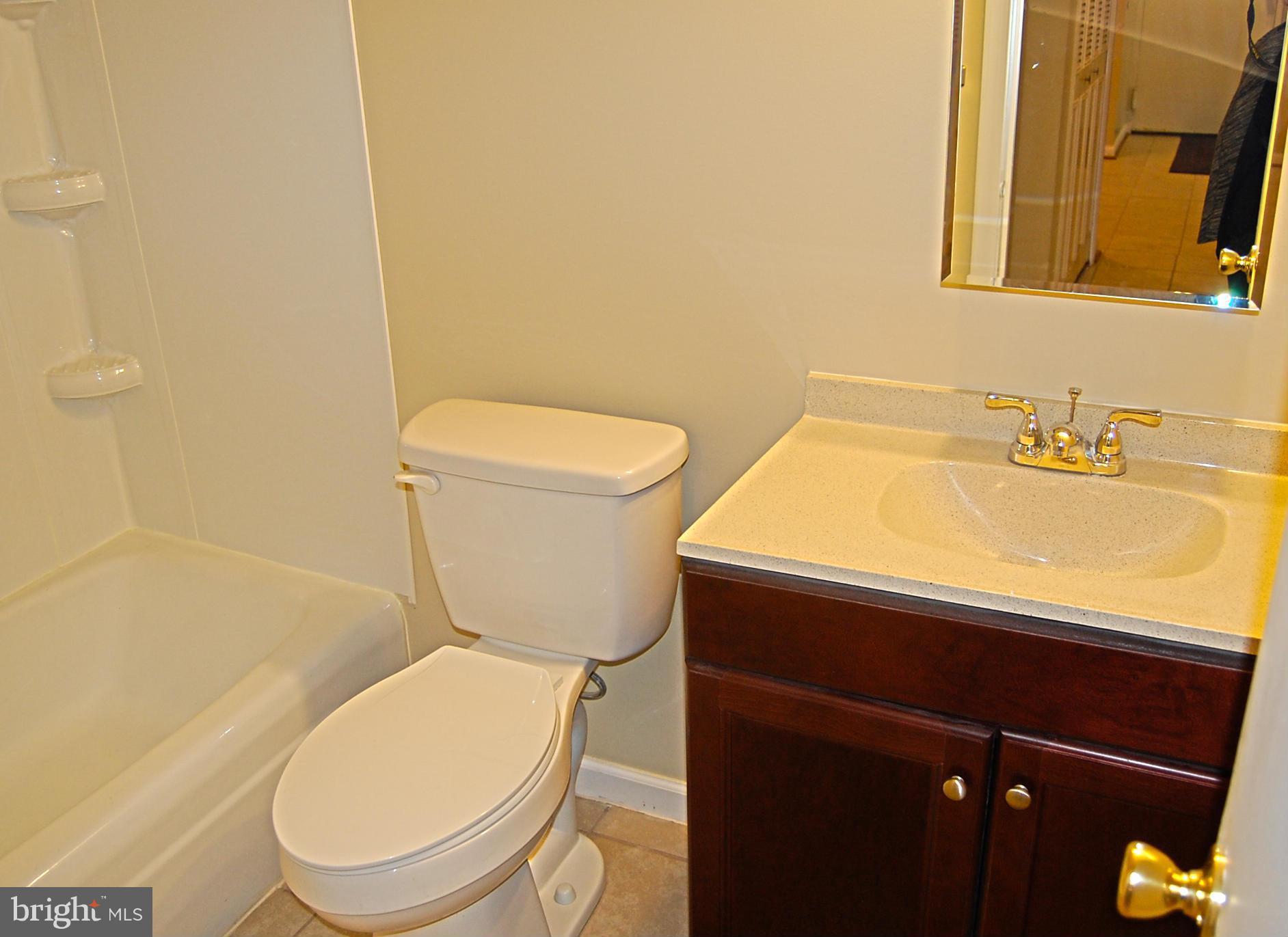 WESTCHESTER PARK - Residential Lease