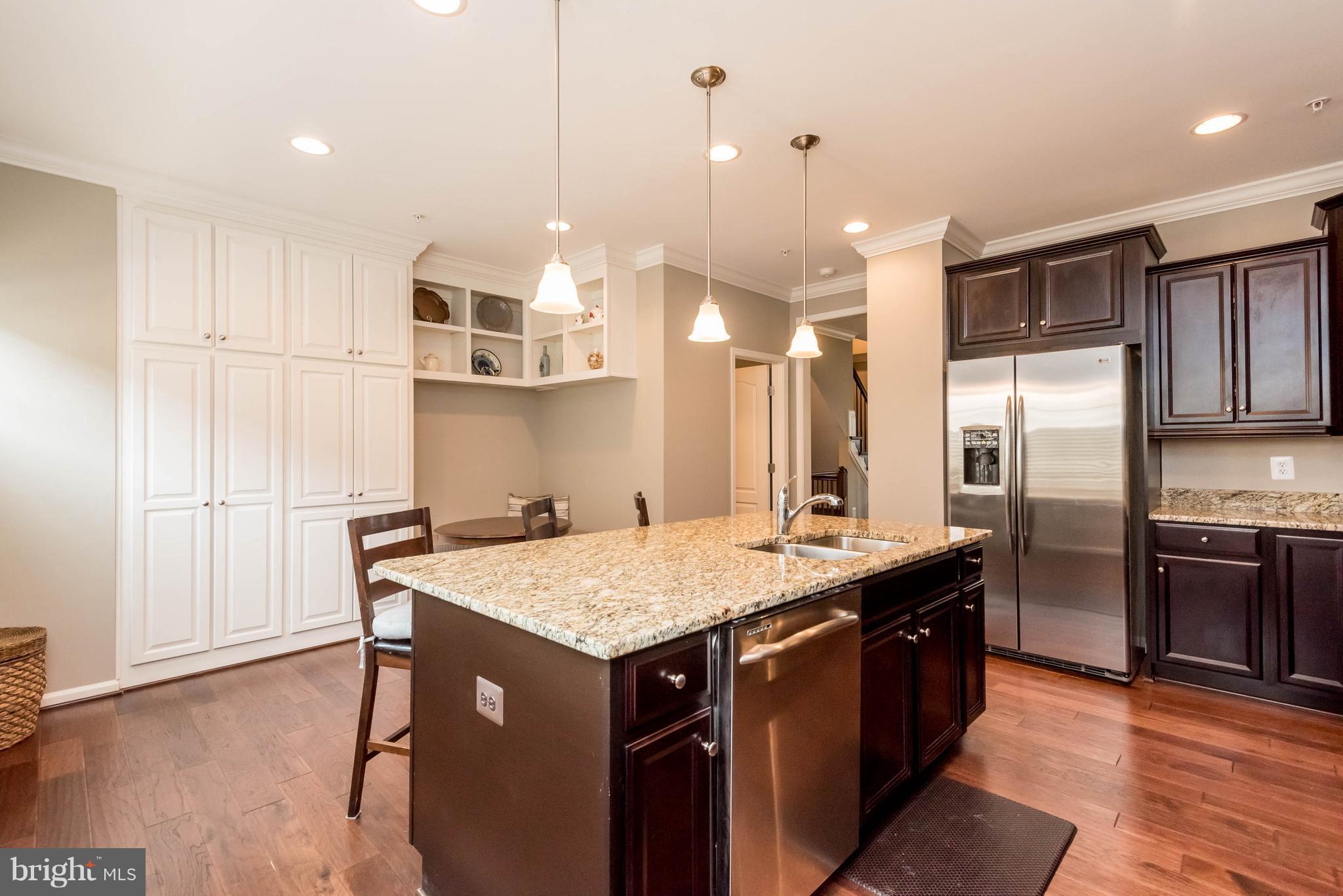 POTOMAC OVERLOOK CONDO - Residential