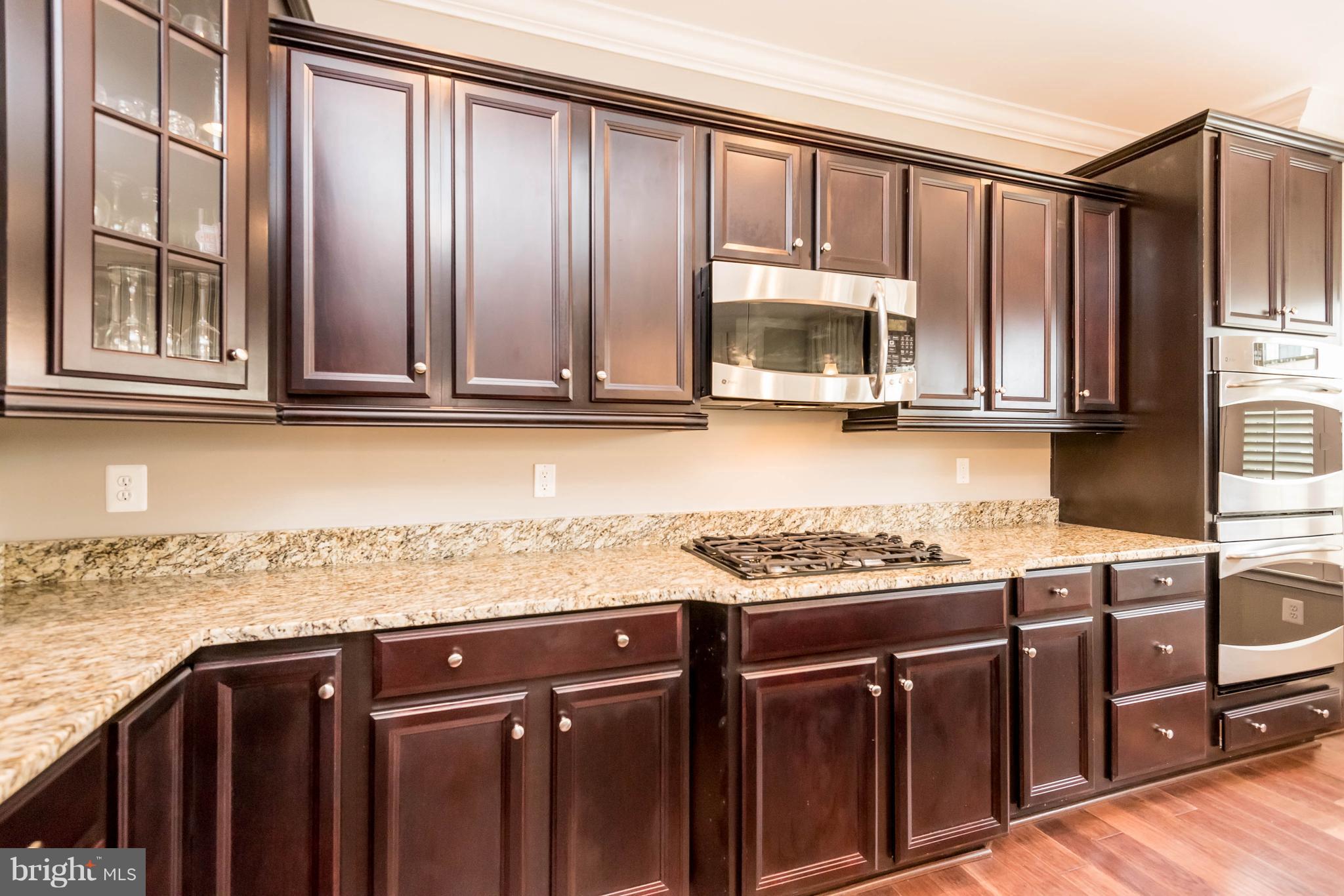 POTOMAC OVERLOOK CONDO - Residential