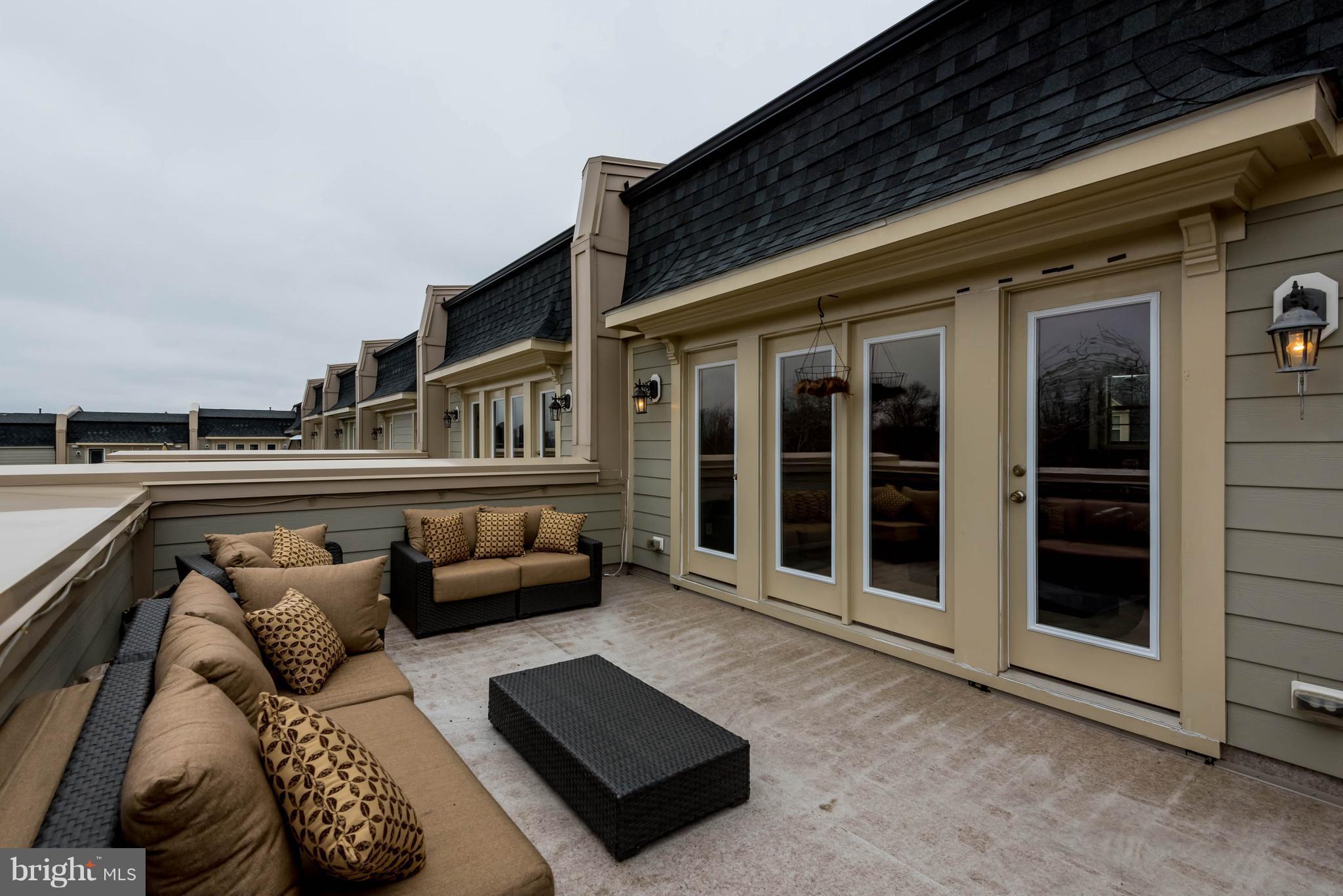 POTOMAC OVERLOOK CONDO - Residential