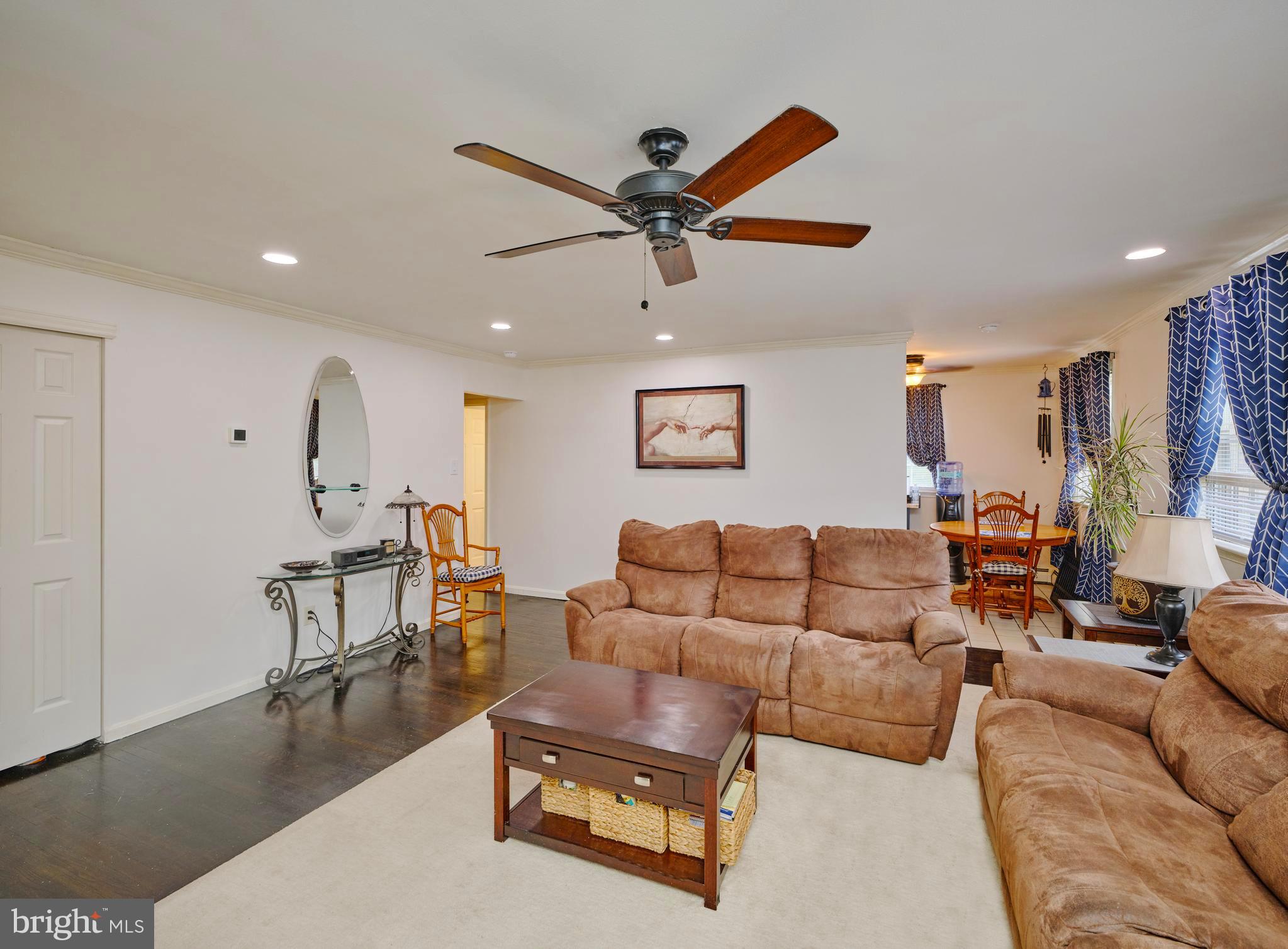 VALLEY HOUSE - Residential