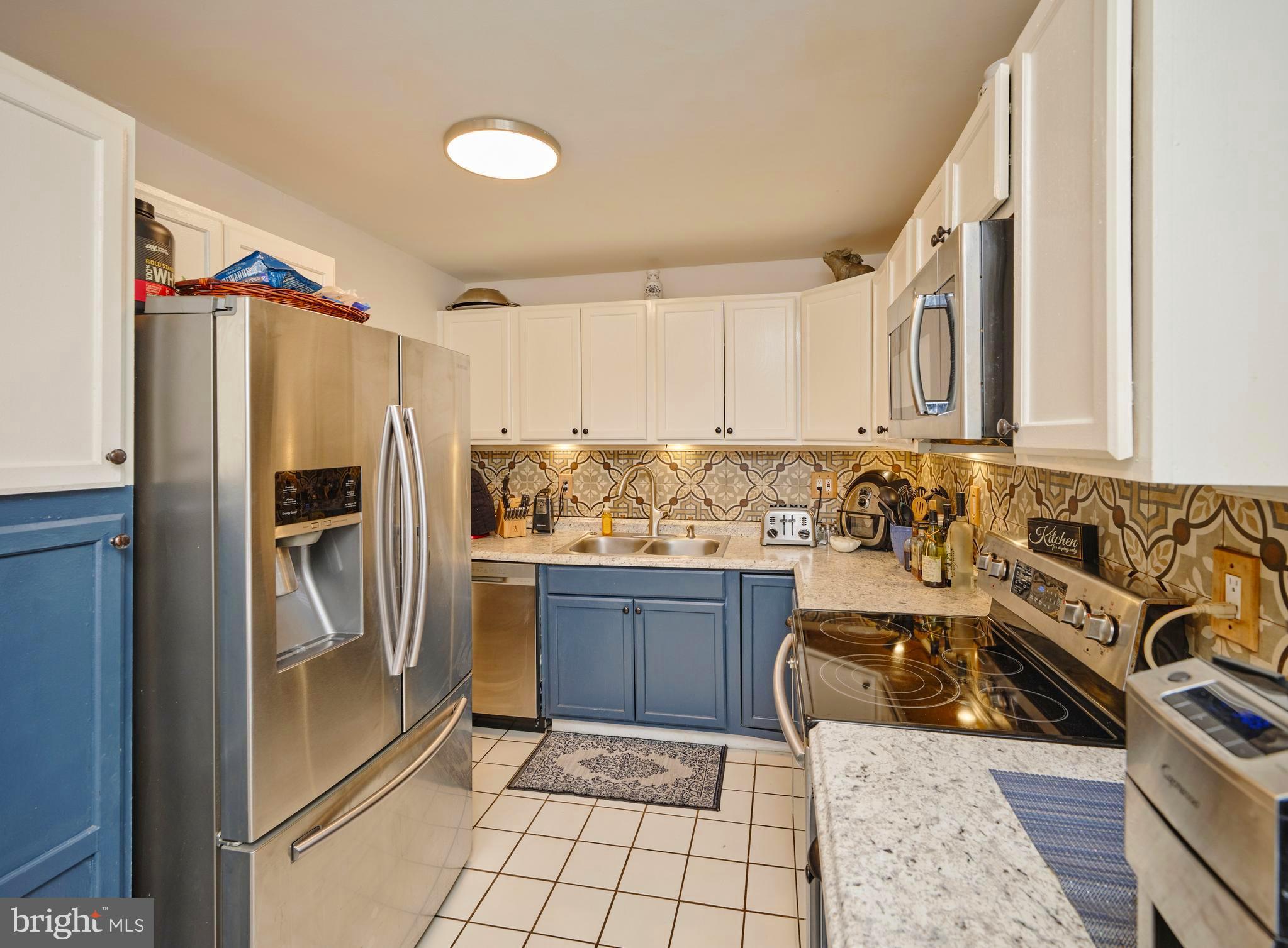 VALLEY HOUSE - Residential