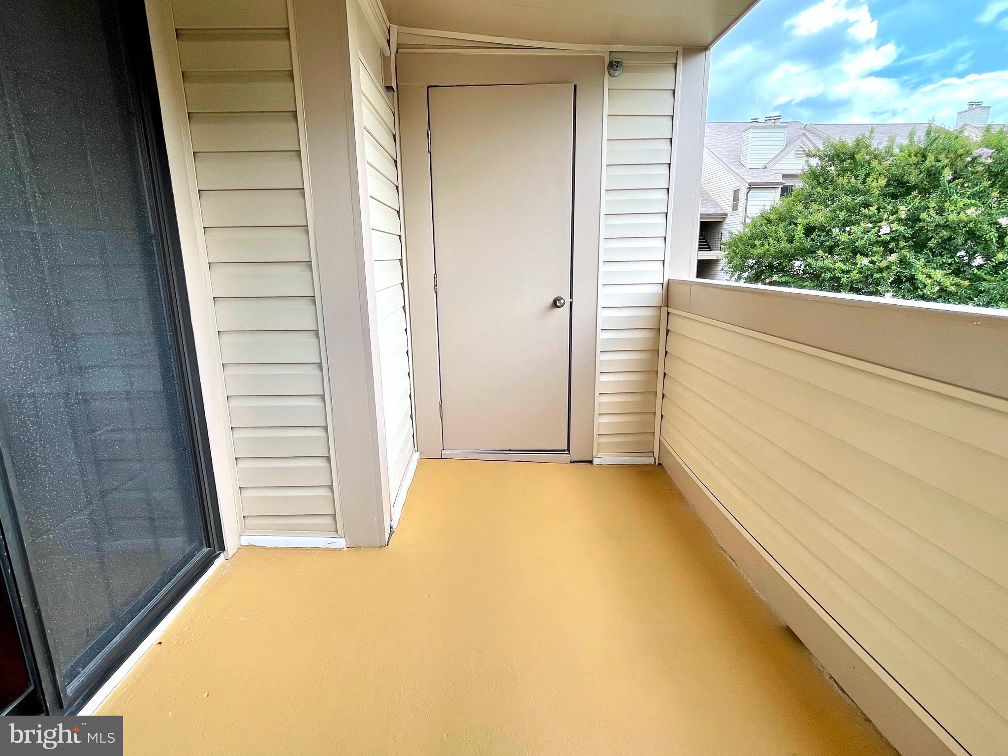 VICTORIA CROSSINGS AT MANCHESTER LAKES - Residential