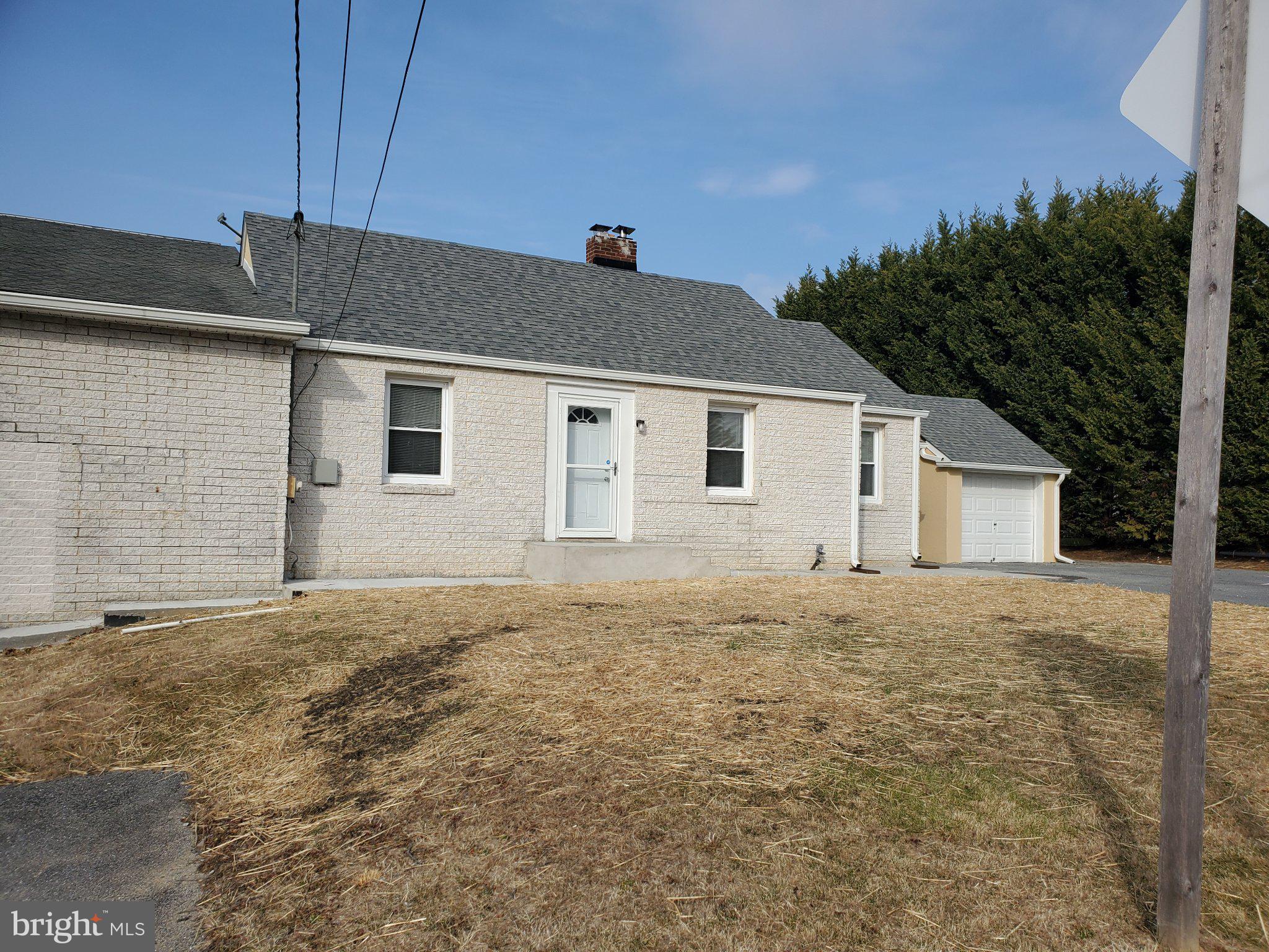 8 VIRGINIA AVENUE