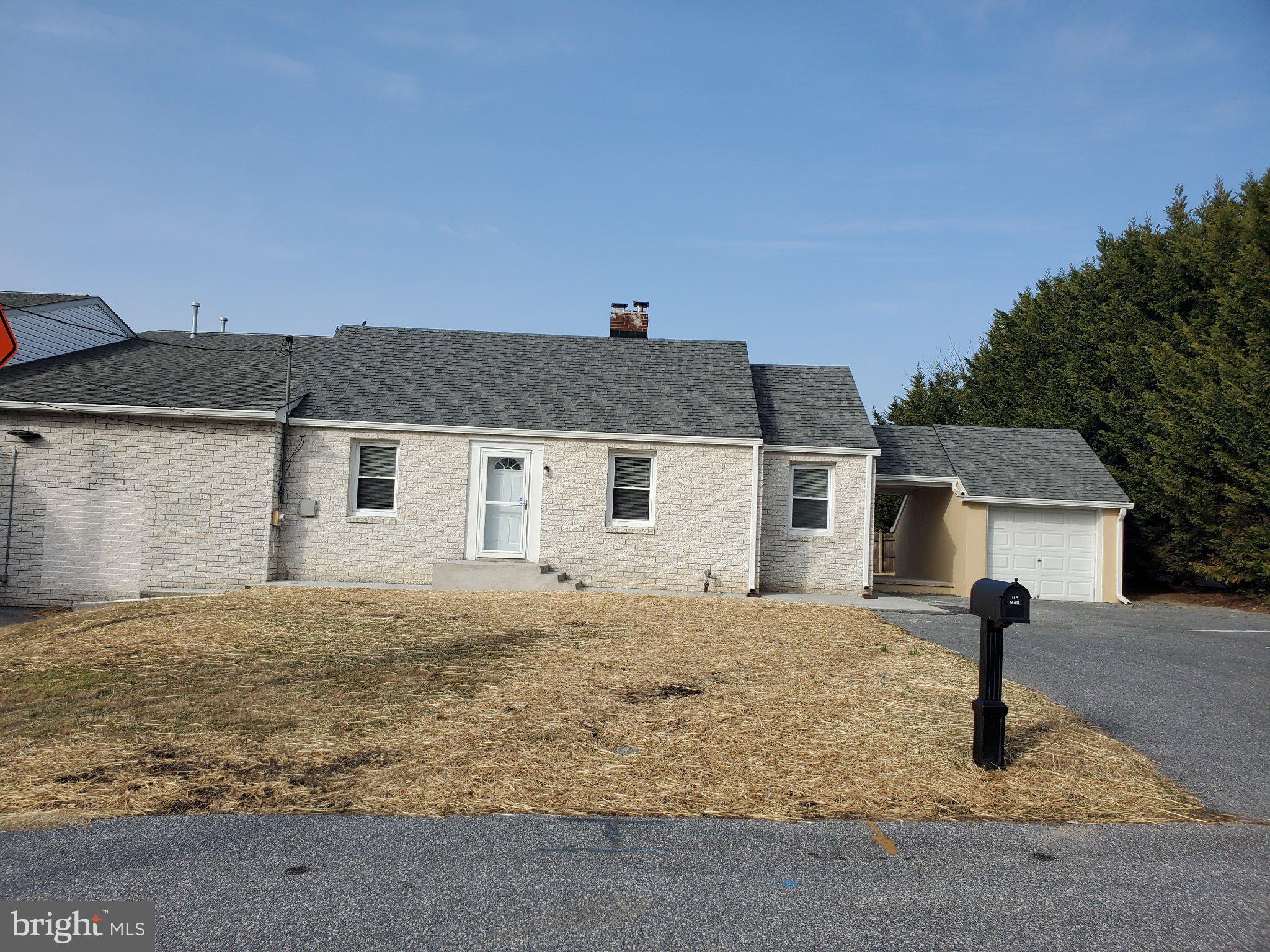 8 VIRGINIA AVENUE