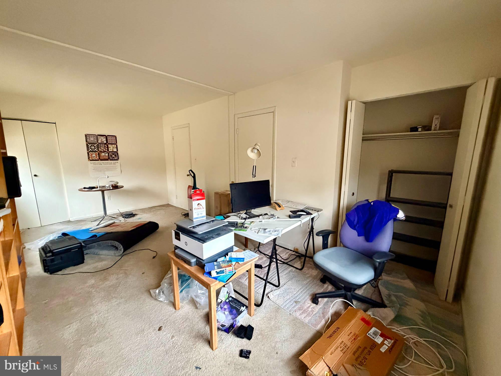 VILLAGE OF OAKLAND MILLS - Residential