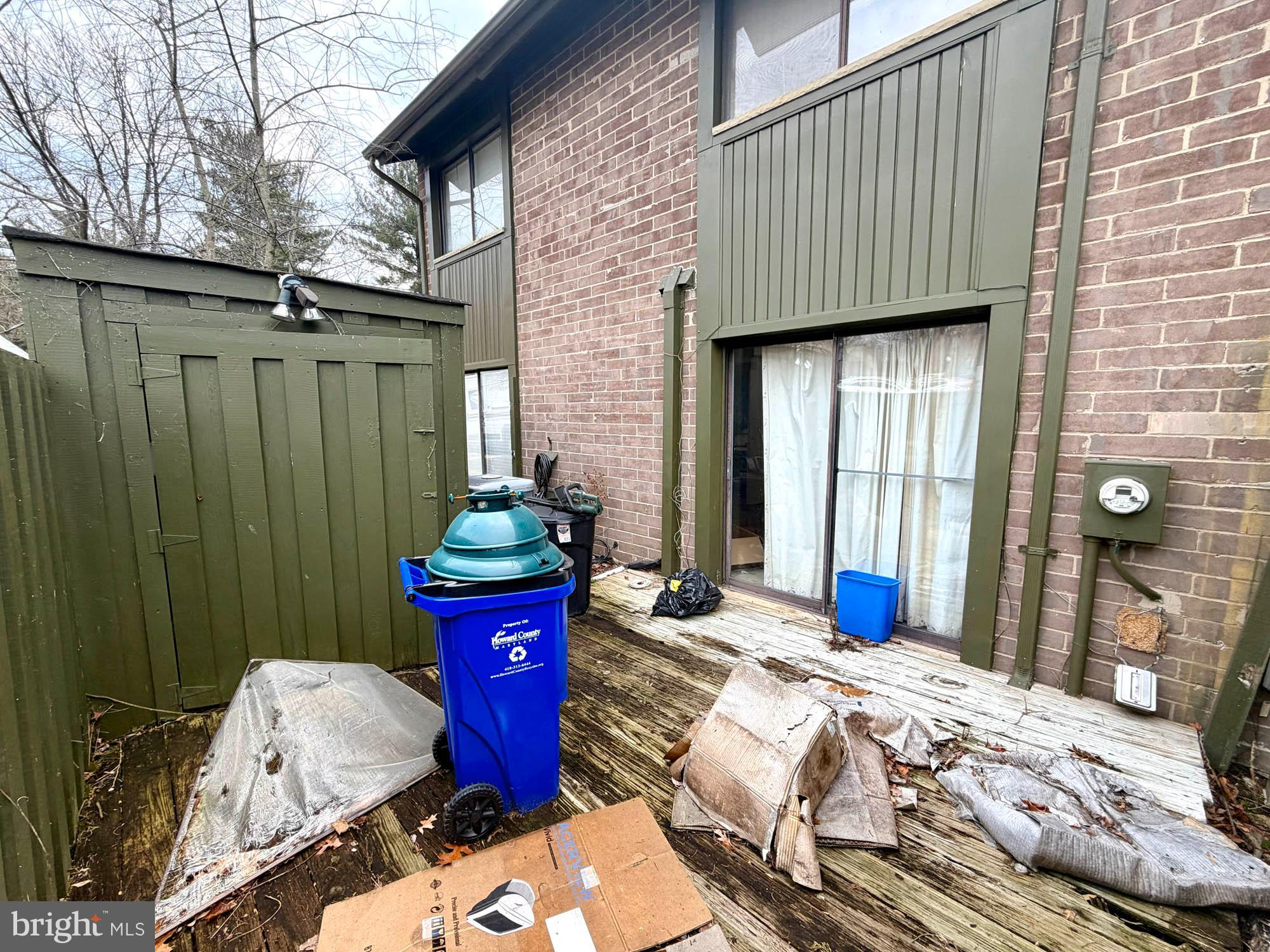 VILLAGE OF OAKLAND MILLS - Residential