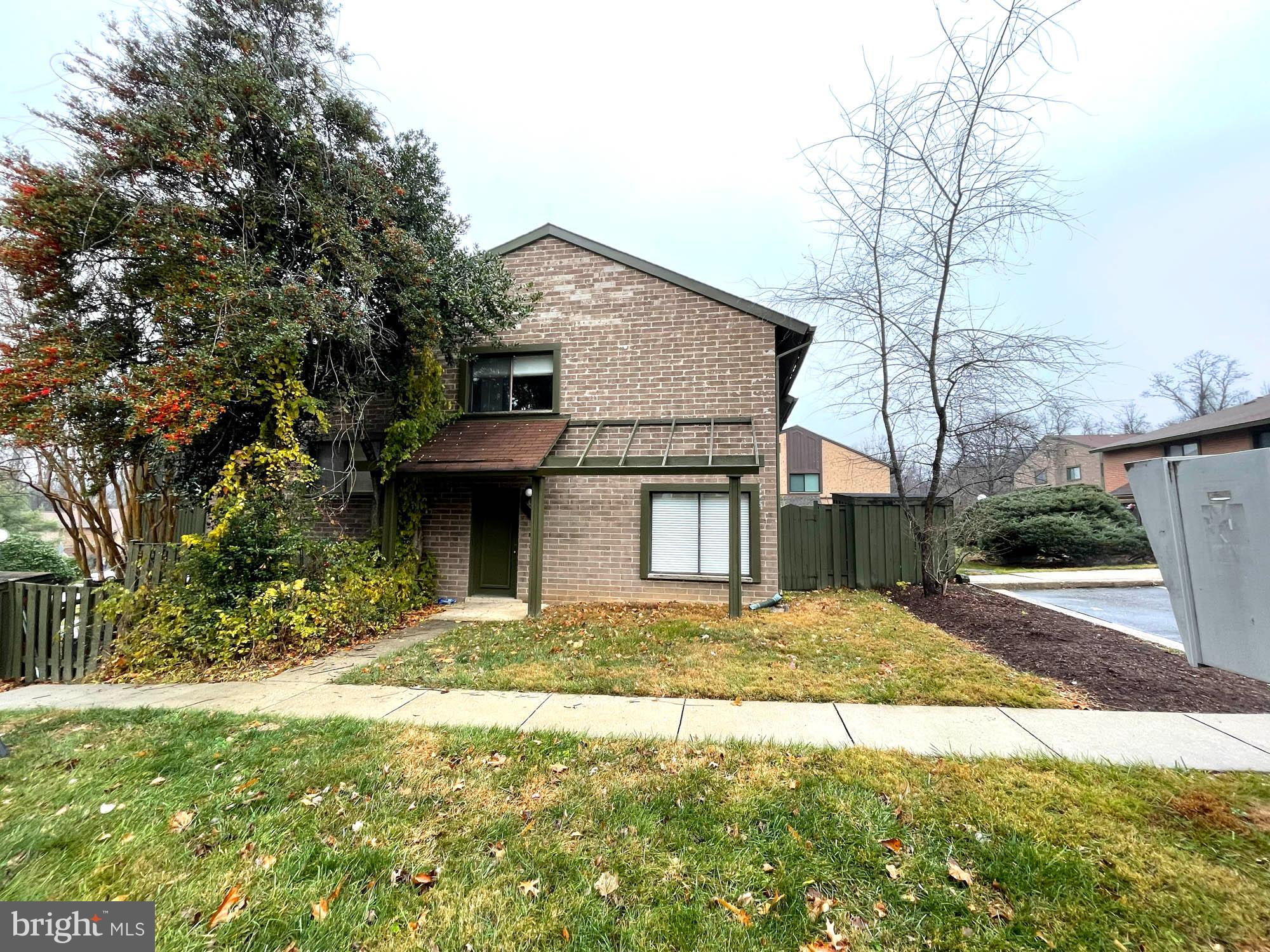 VILLAGE OF OAKLAND MILLS - Residential