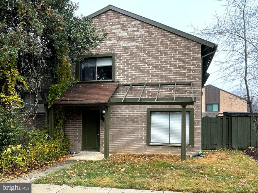 REAL ESTATE AUCTION featuring ON SITE and SIMULCAST ONLINE BIDDING!! Online Bidding Opens - Monday, January 19, 2025. Live On Site Auction - Tuesday, January 20, 2025 at 1:00 PM. List price is opening bid only. Estate Sale of a two story quad house in the Village of Oakland Mills in the Columbia area of Howard County, Maryland. The more immediate neighborhood is known as Cinnamon Tree, and comprises a variety of quad homes, townhomes and condominiums, many of which were constructed in the early 1970’s. The property is within a few blocks of expansive recreational facilities, retail shopping and community schools. The home, which needs full renovation, is well positioned for intended owner occupants looking to make the home their own or investors looking for a resale or cash flow opportunity.