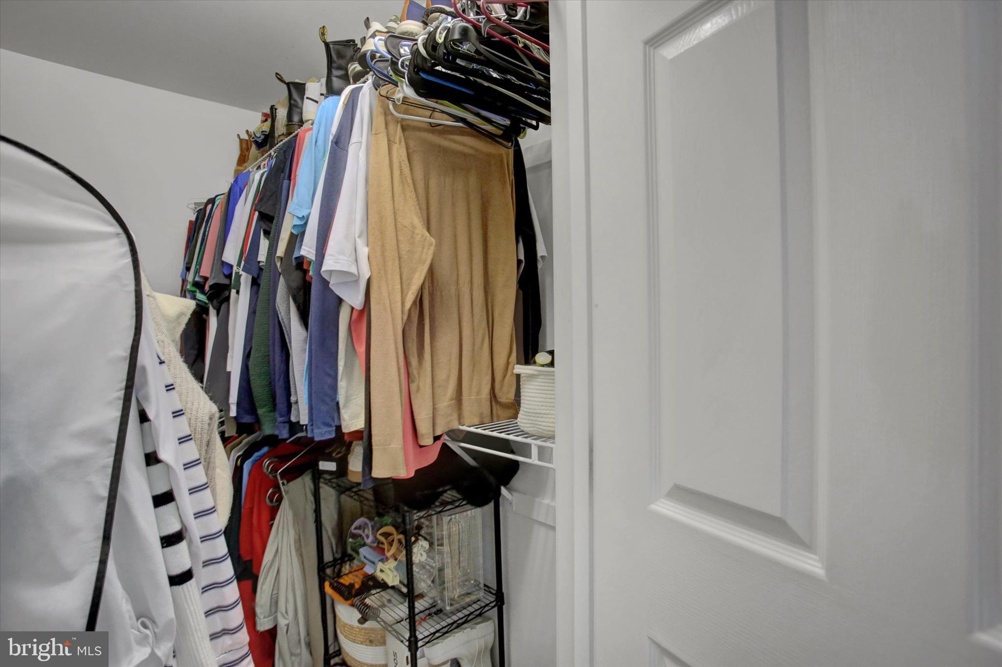 PENN NATIONAL ESTATES - Residential