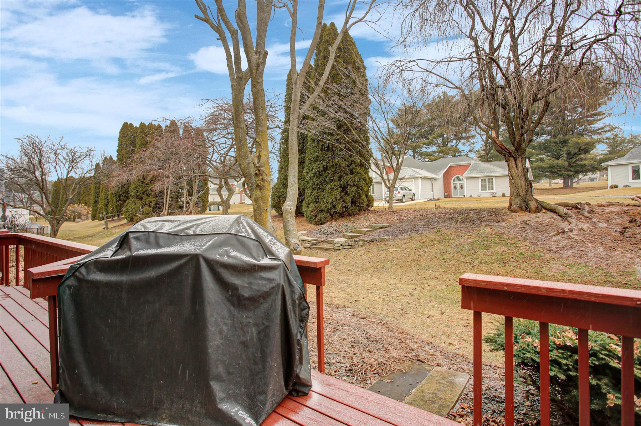 PENN NATIONAL ESTATES - Residential