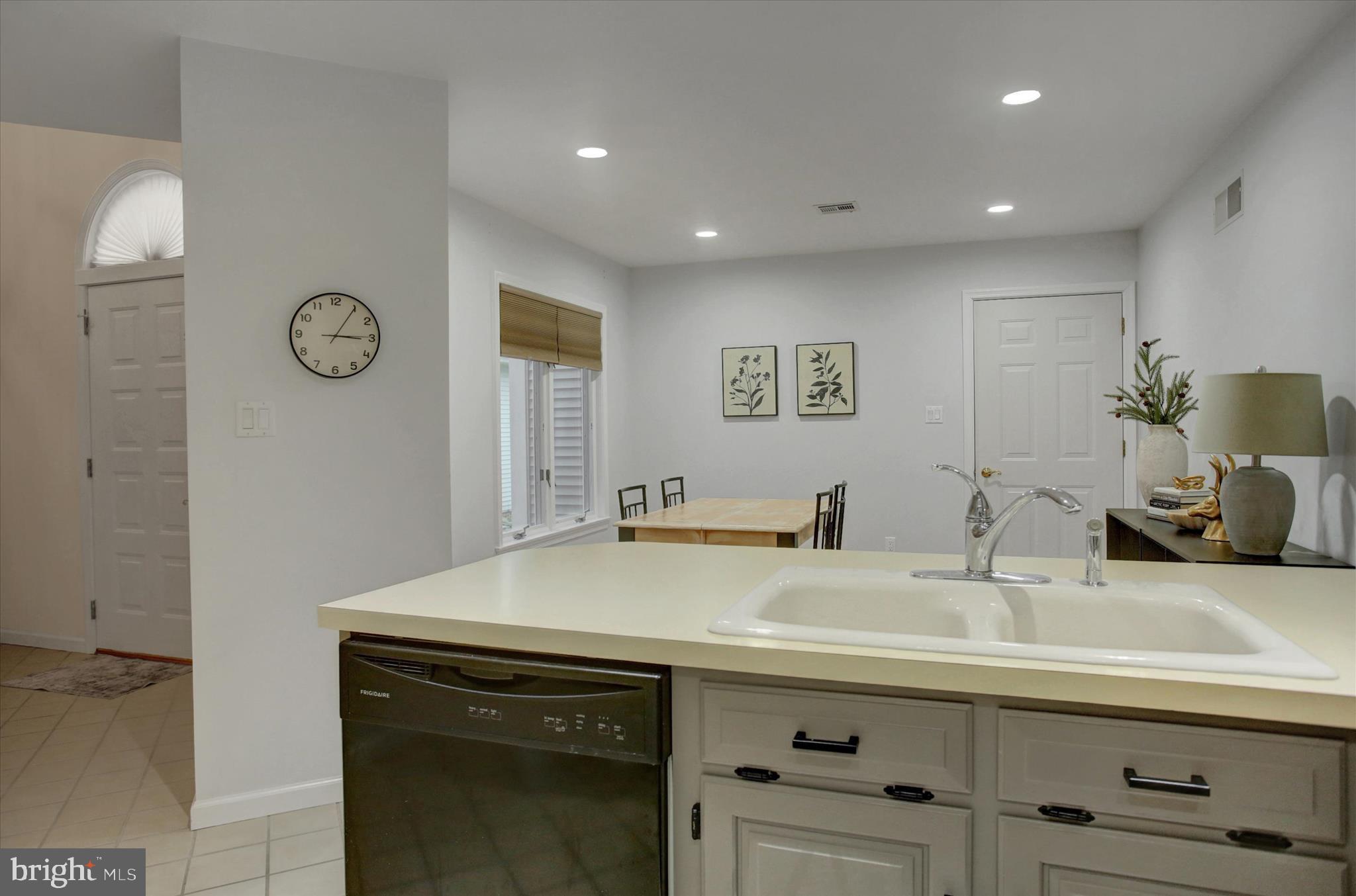 PENN NATIONAL ESTATES - Residential