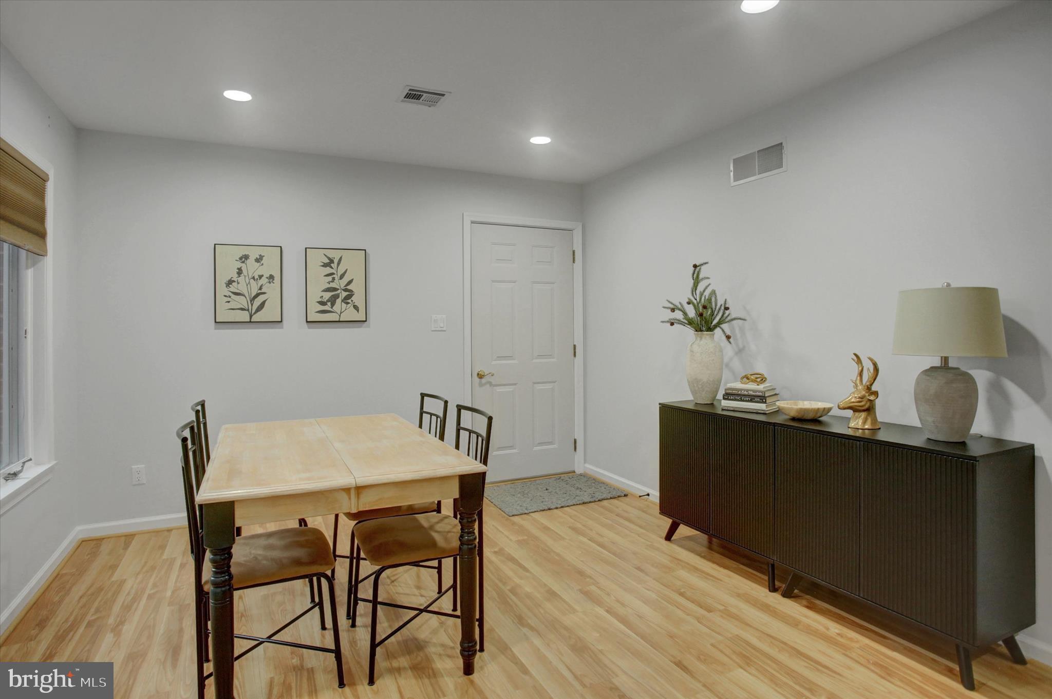 PENN NATIONAL ESTATES - Residential