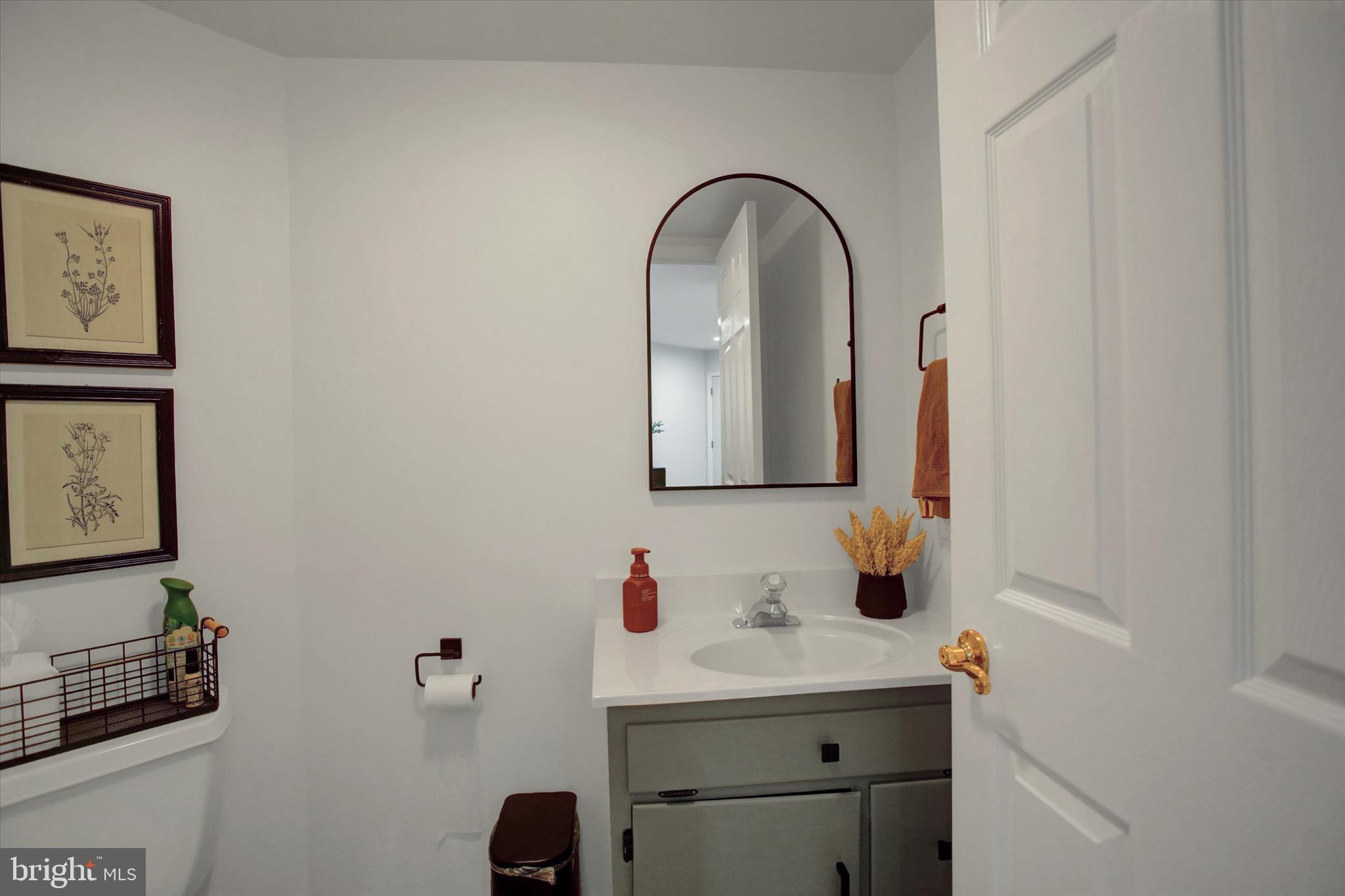 PENN NATIONAL ESTATES - Residential