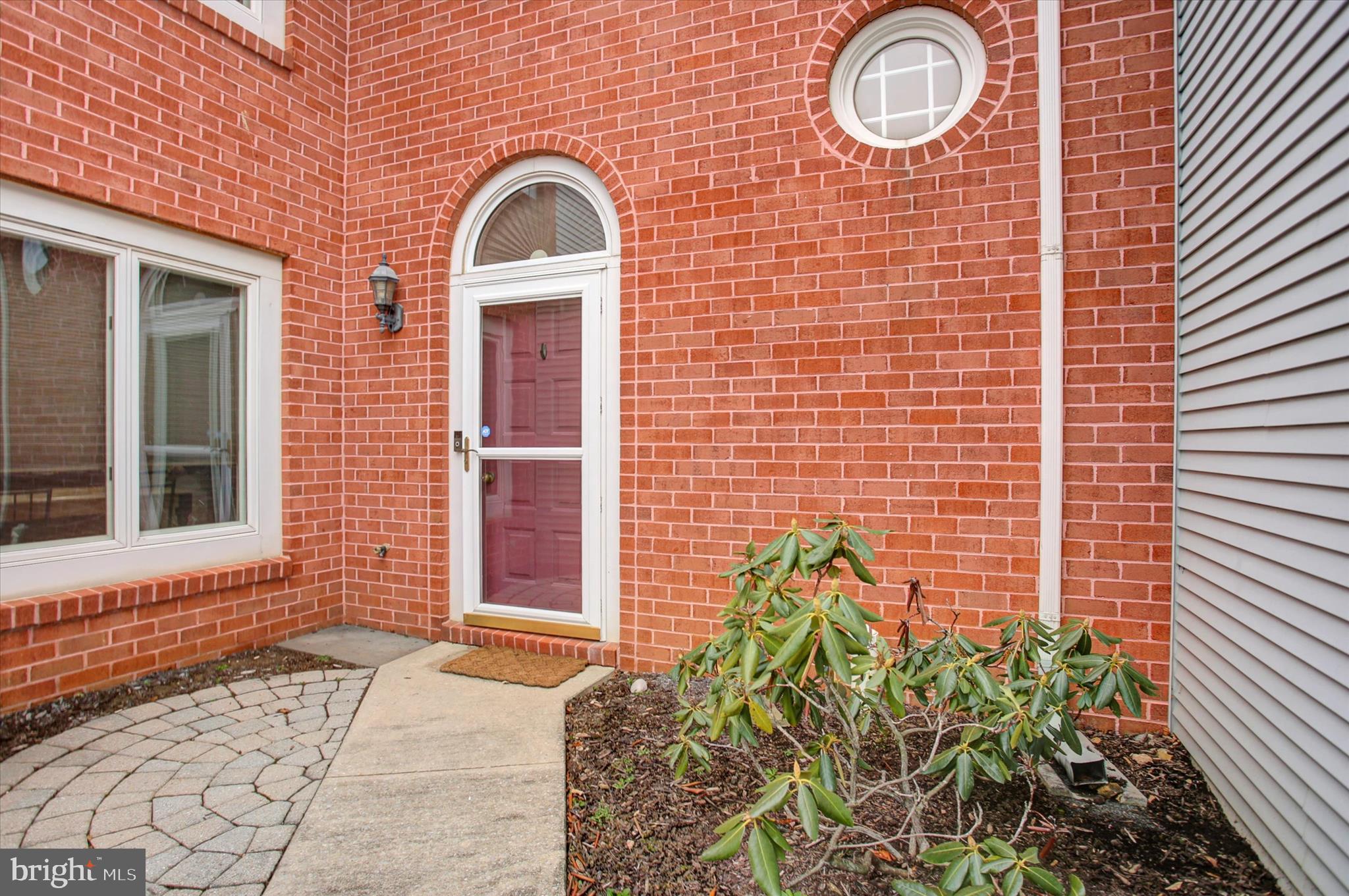 PENN NATIONAL ESTATES - Residential