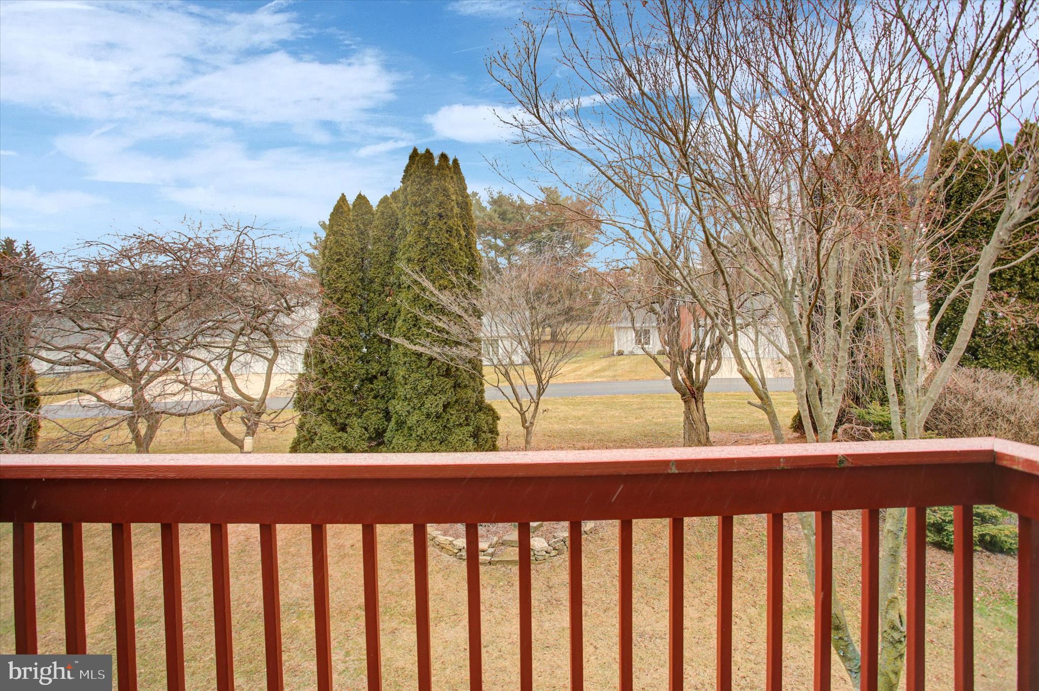 PENN NATIONAL ESTATES - Residential