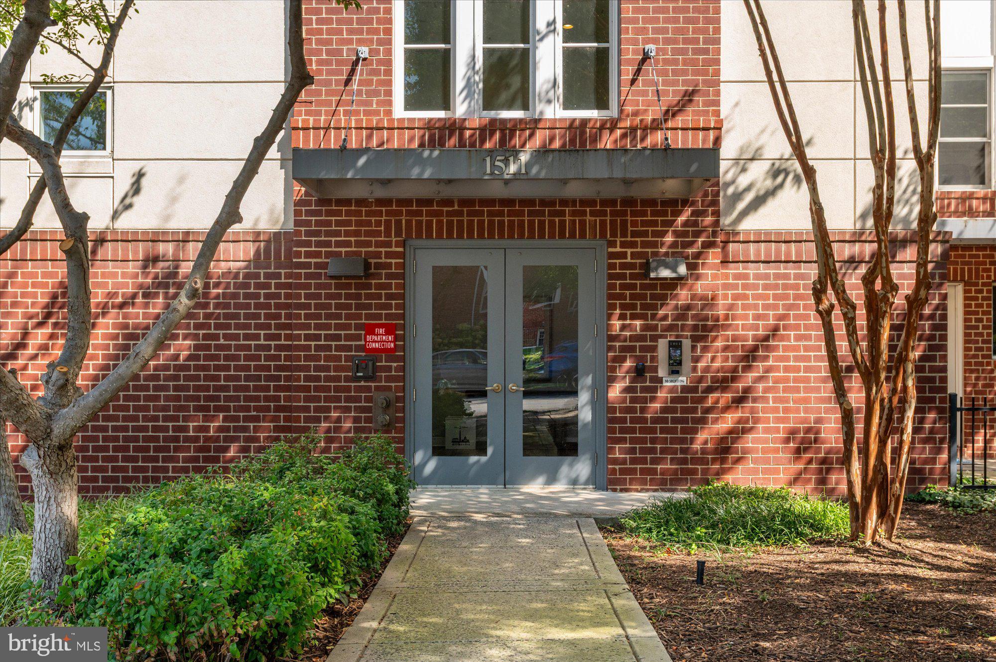 1511 N ROLFE STREET A401