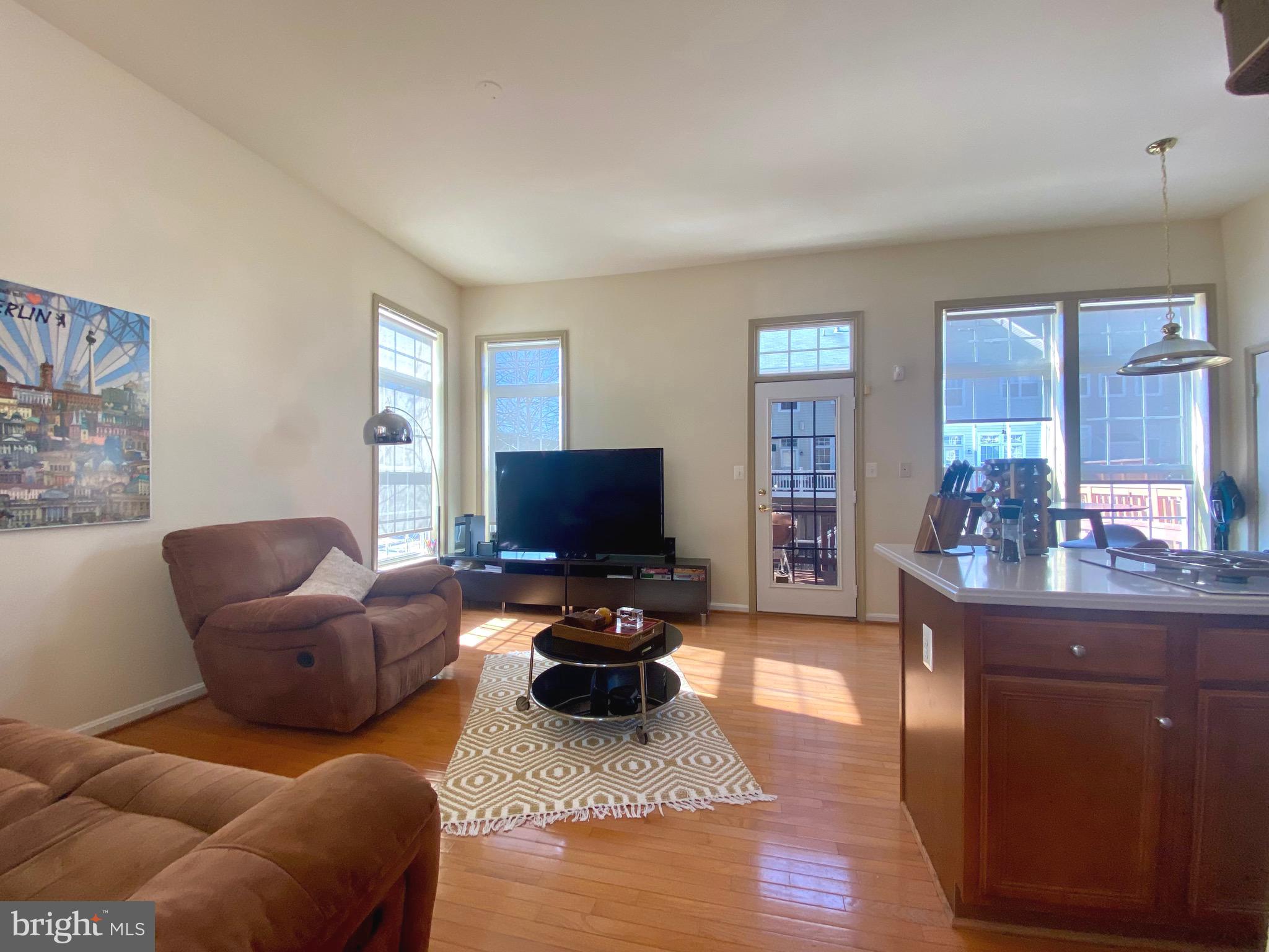 BROADLANDS SOUTH - Residential Lease