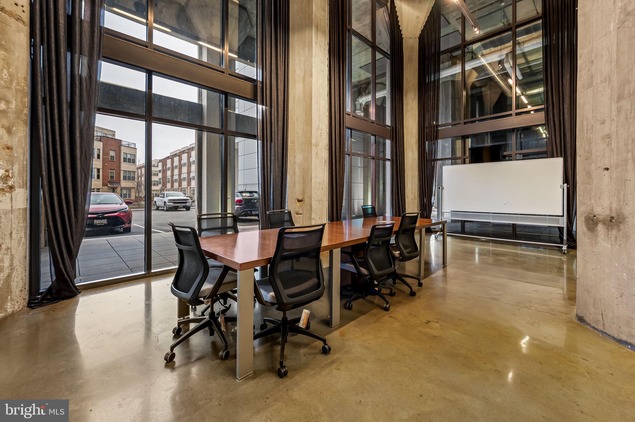 LOCUST POINT - Residential