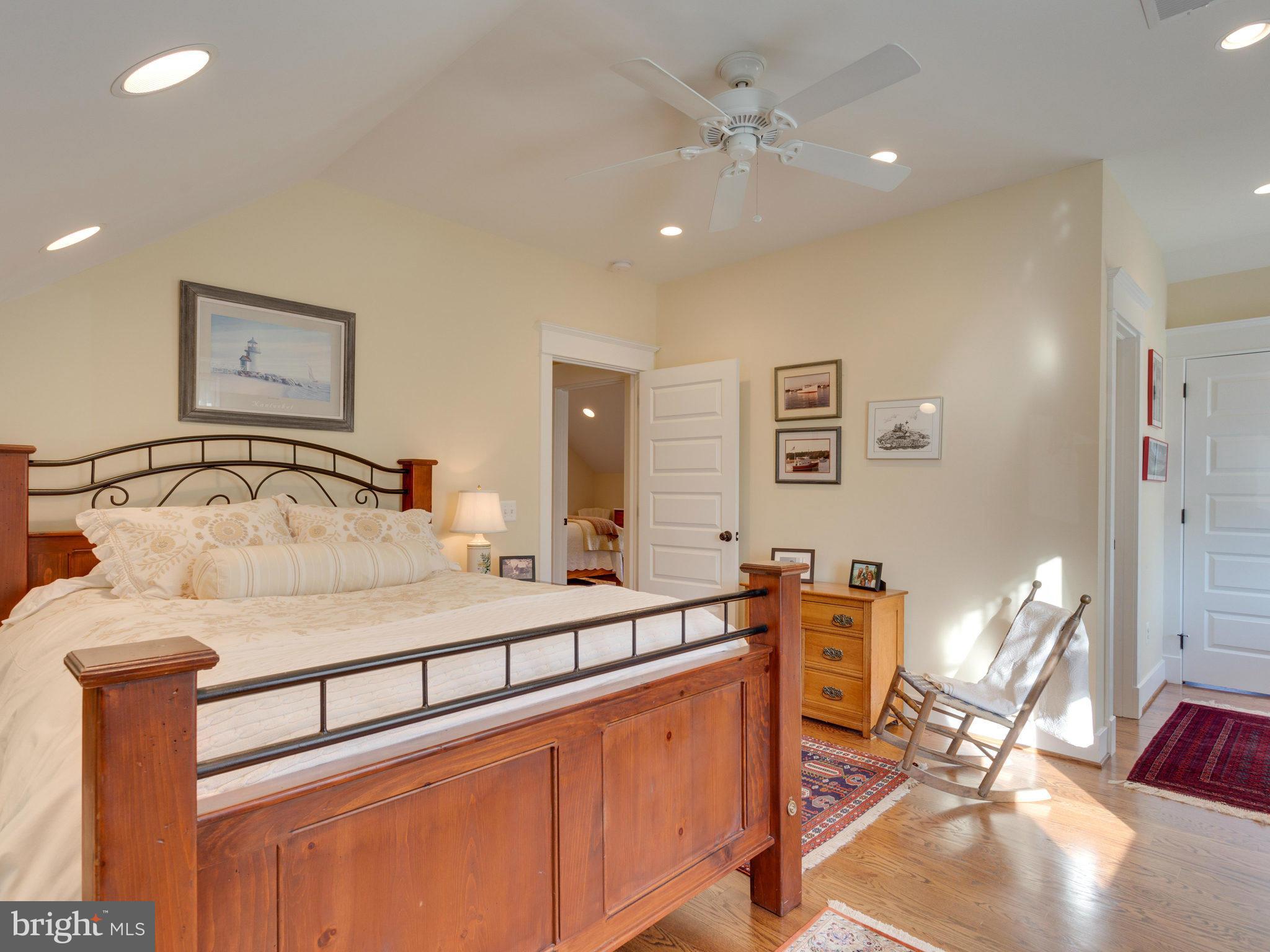 BRENTON - Residential