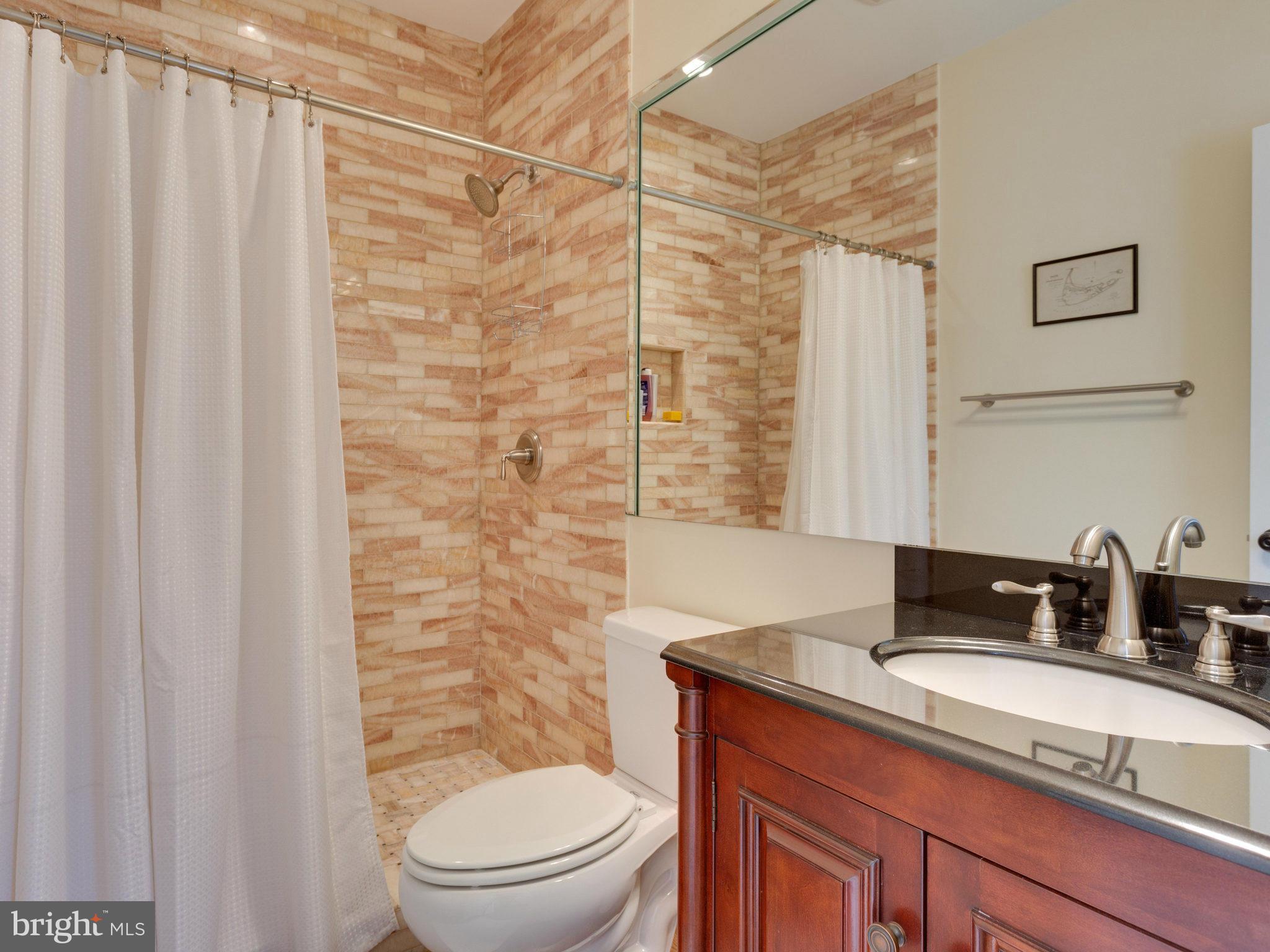 BRENTON - Residential