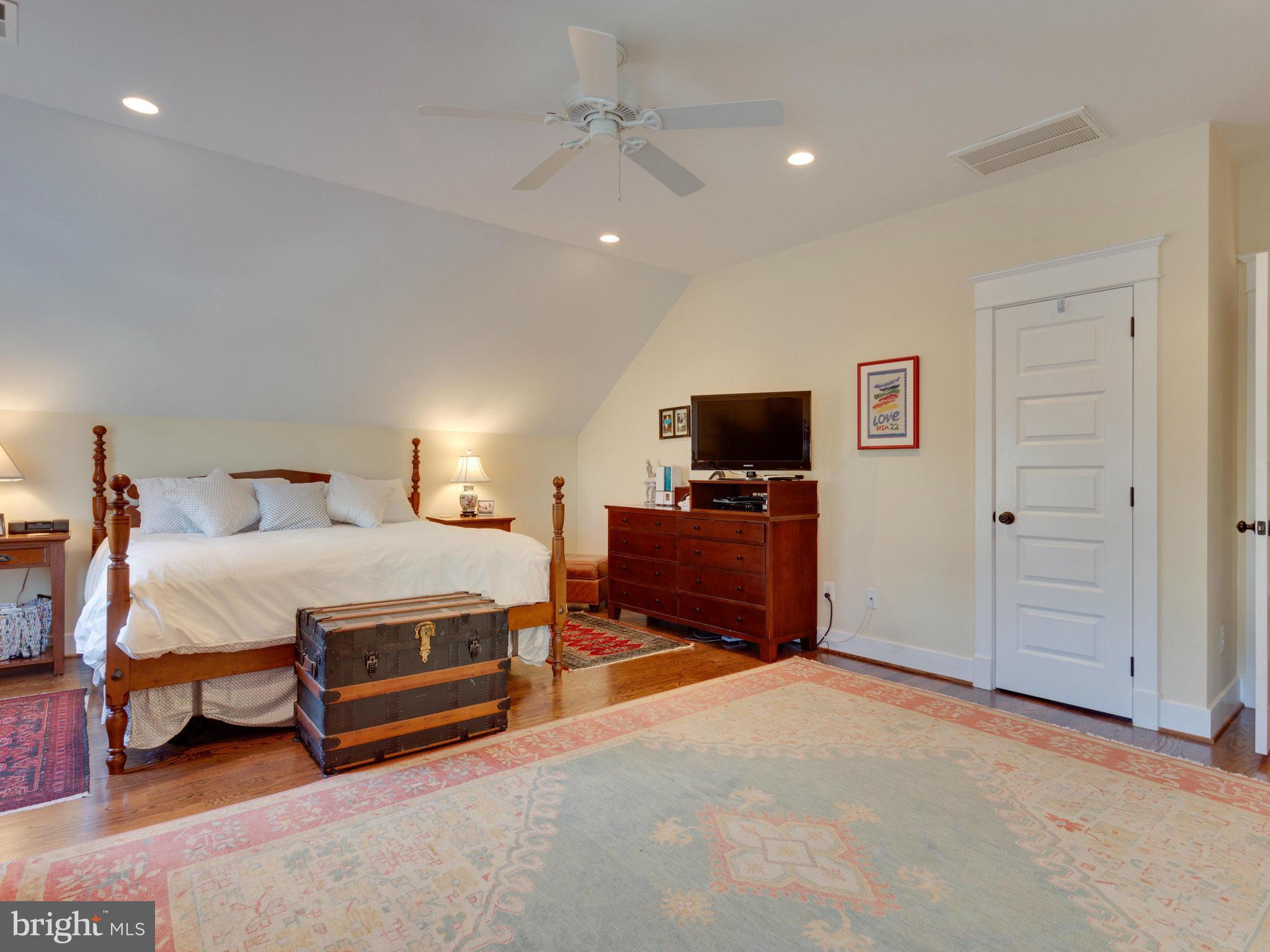 BRENTON - Residential