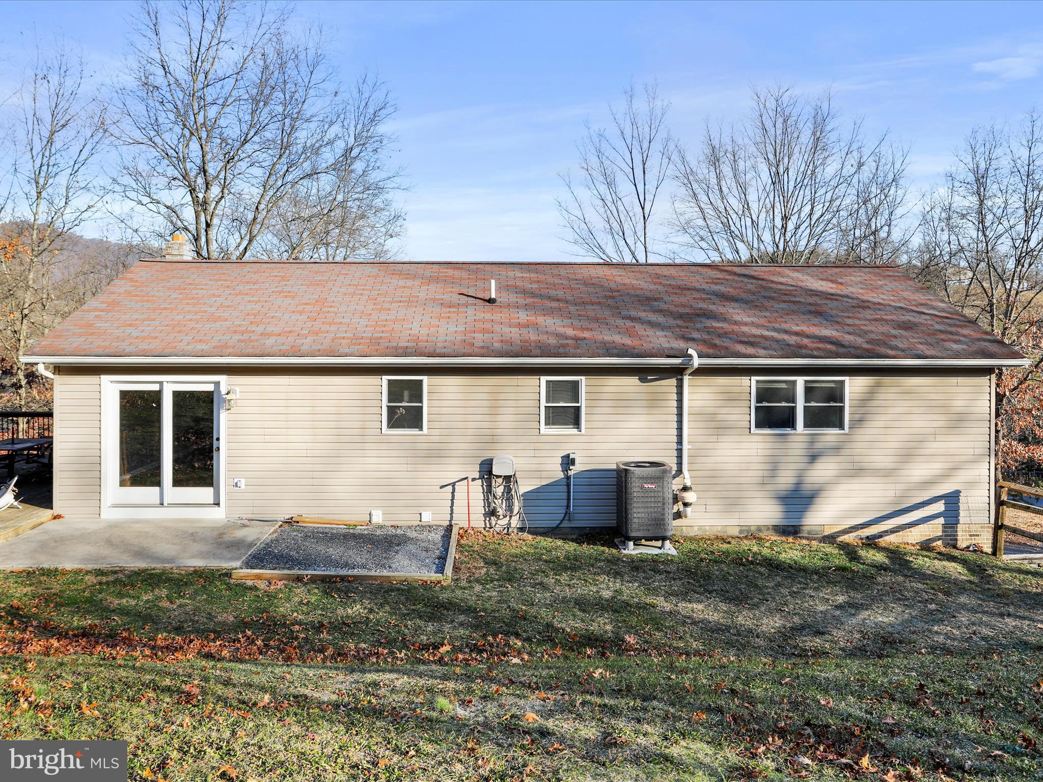 SUMMIT HILLS - Residential