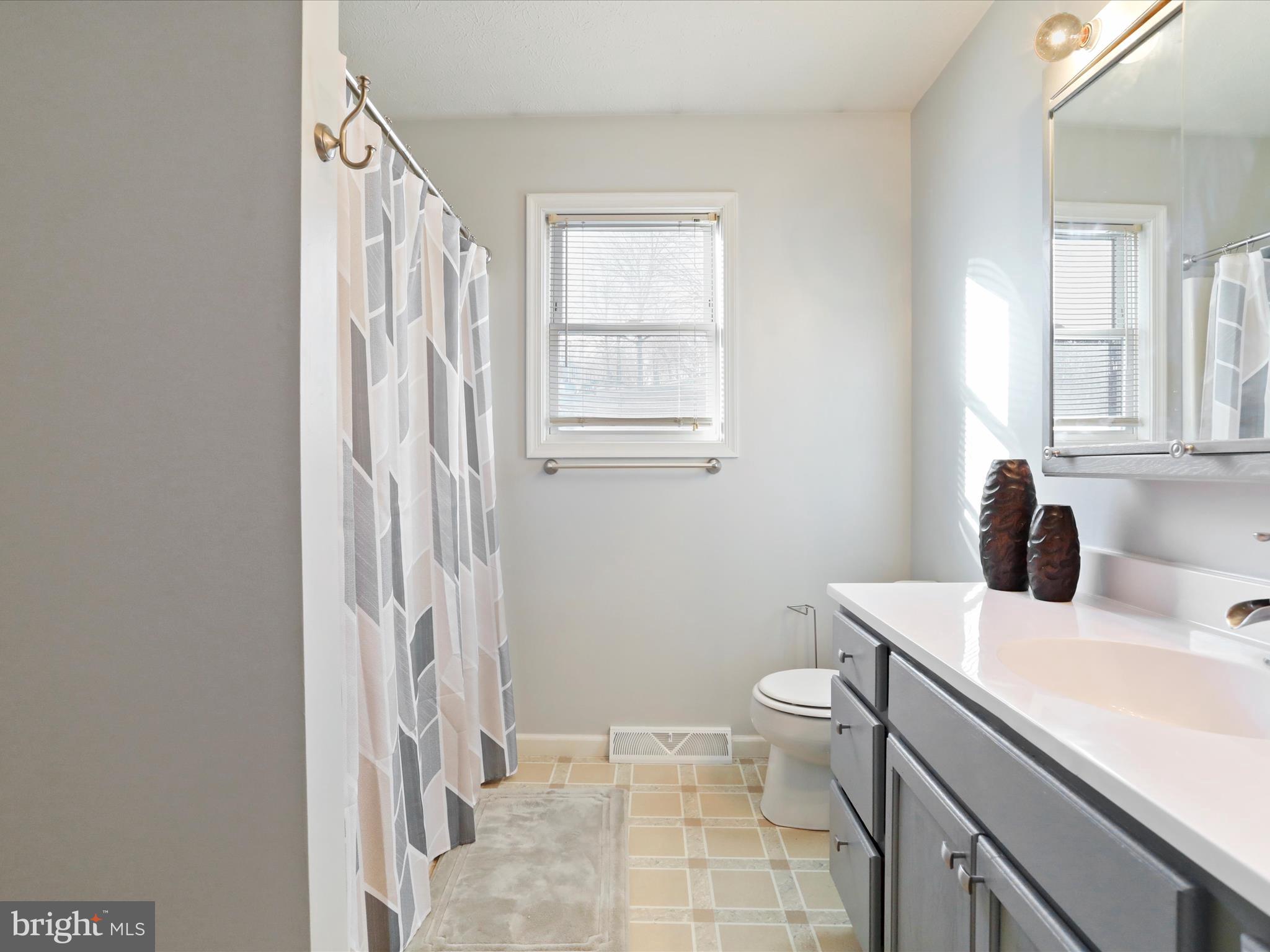 SUMMIT HILLS - Residential