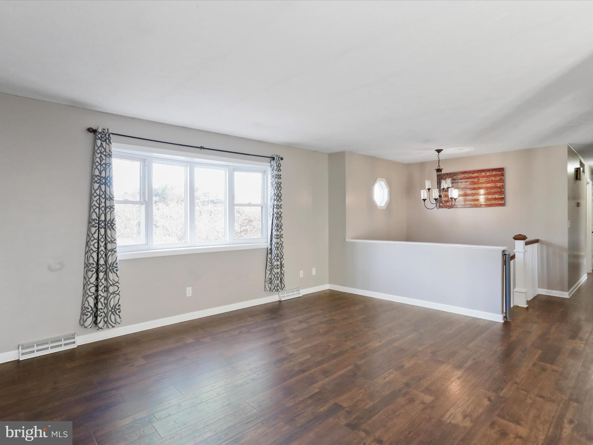 SUMMIT HILLS - Residential