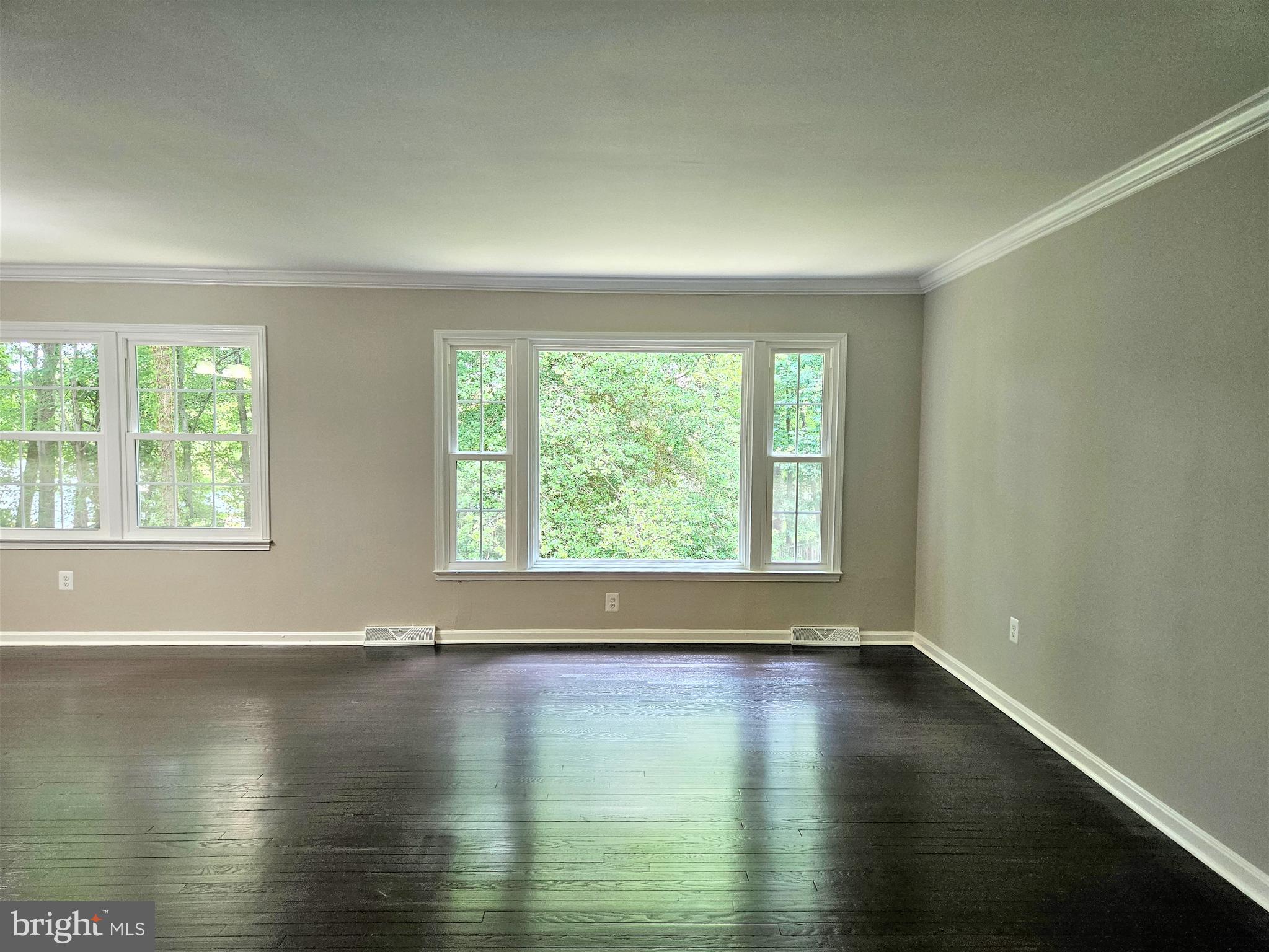 WILLOW WOODS - Residential