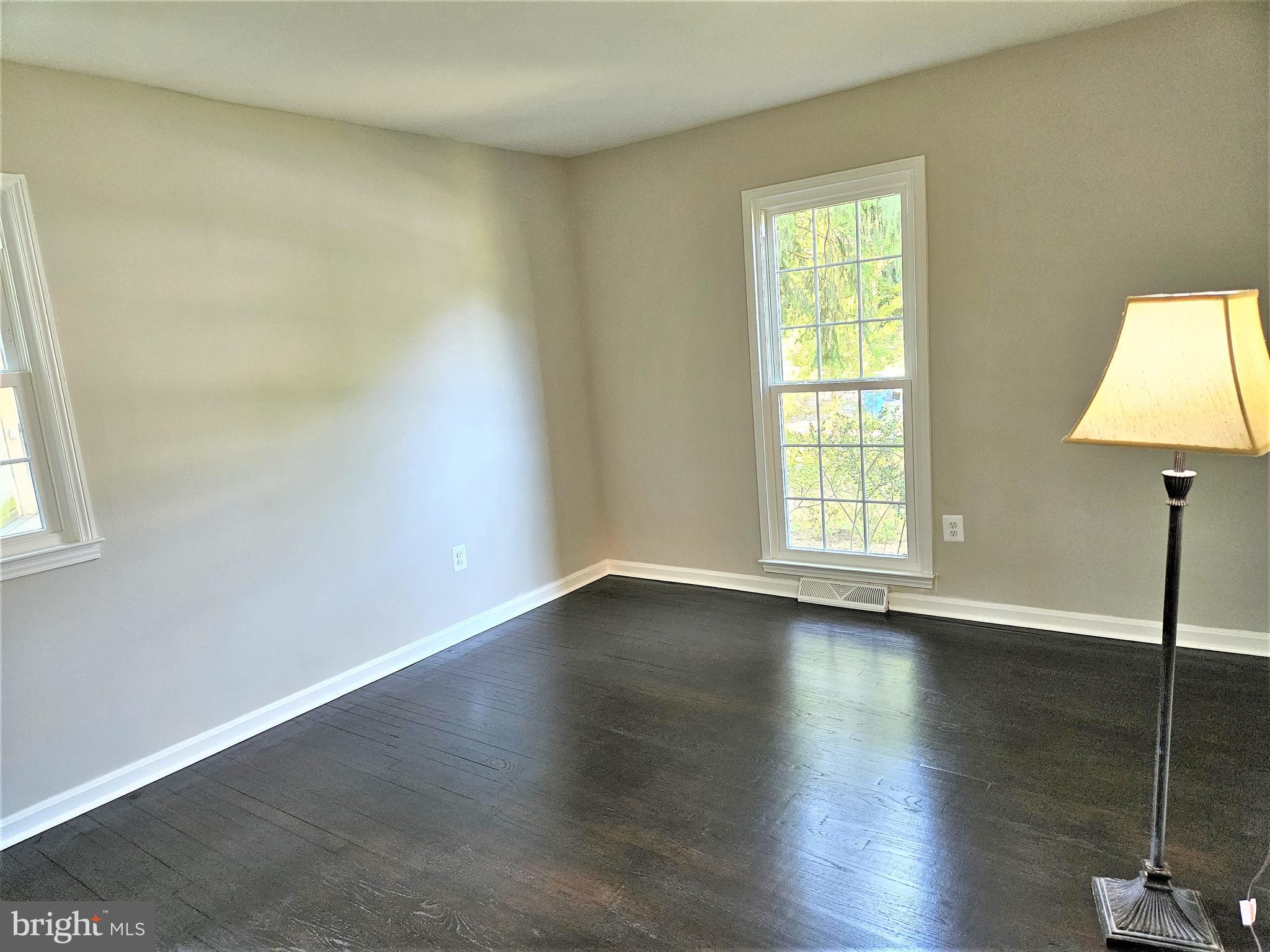 WILLOW WOODS - Residential