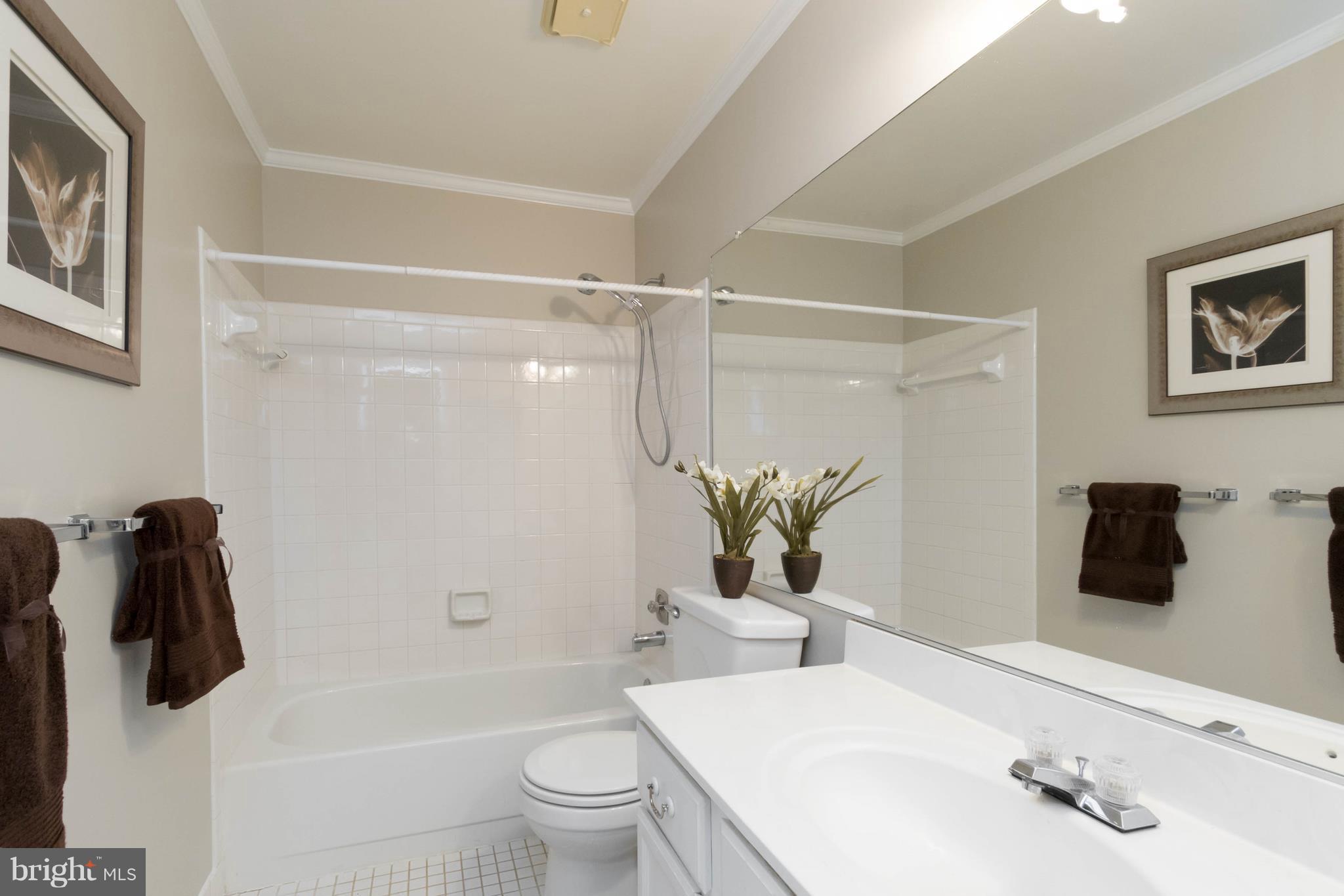 FAIR OAKS ESTATES - Residential