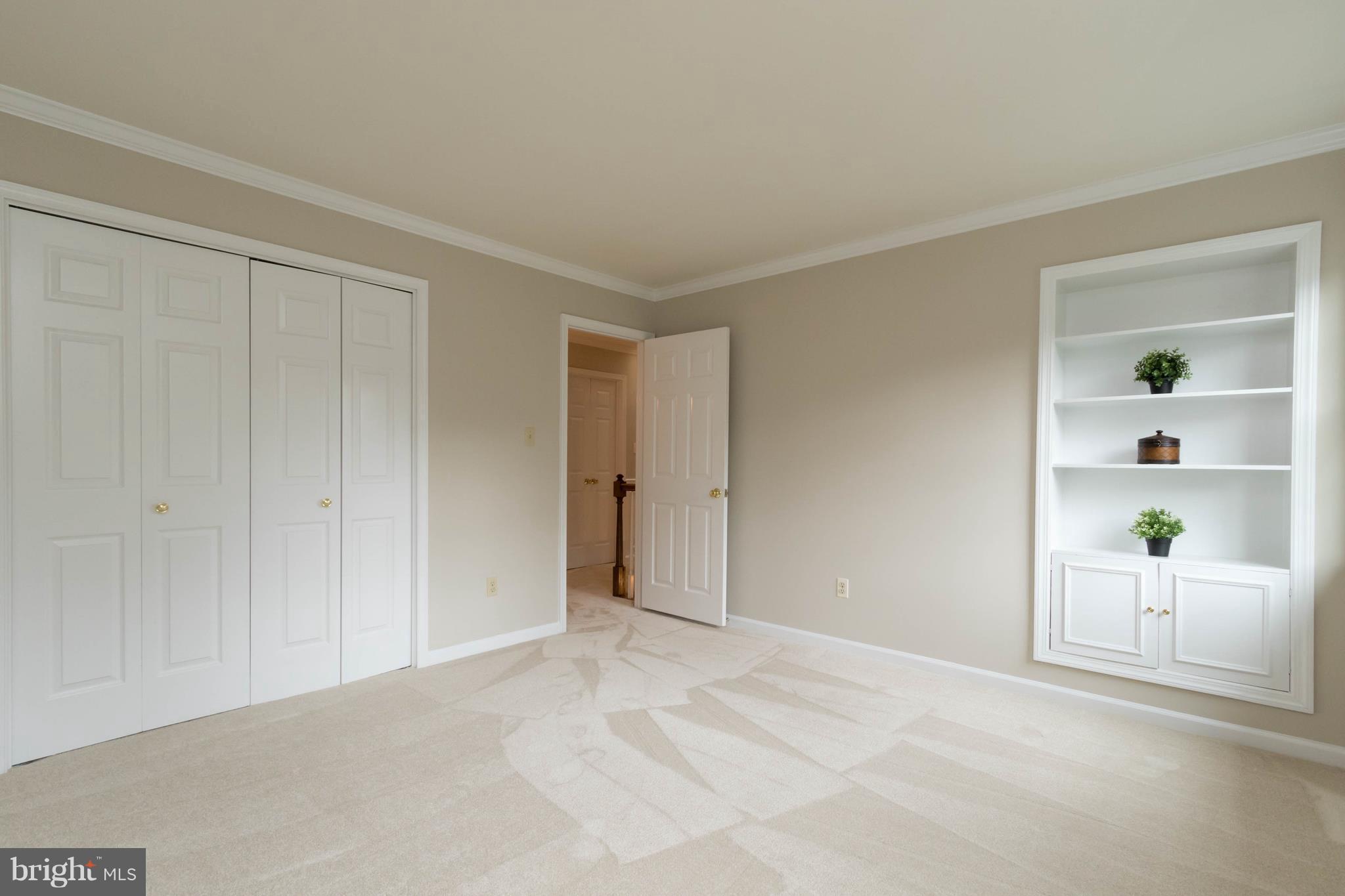 FAIR OAKS ESTATES - Residential