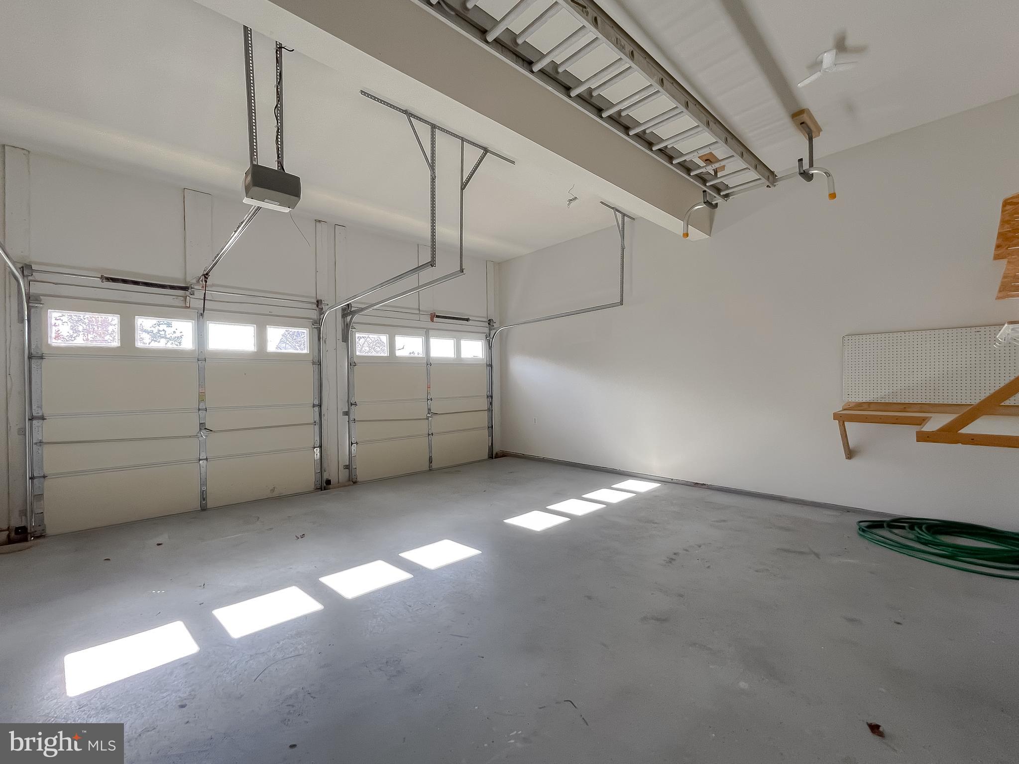 CECIL'S MILL - Residential