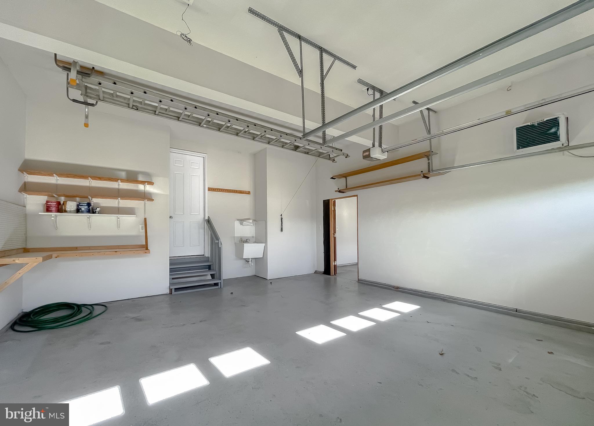 CECIL'S MILL - Residential