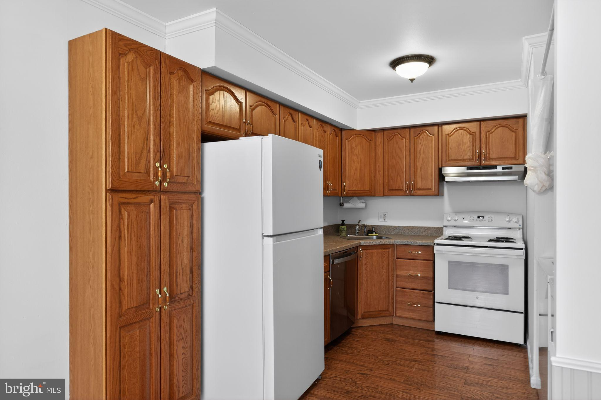 ROUND MEADOW - Residential