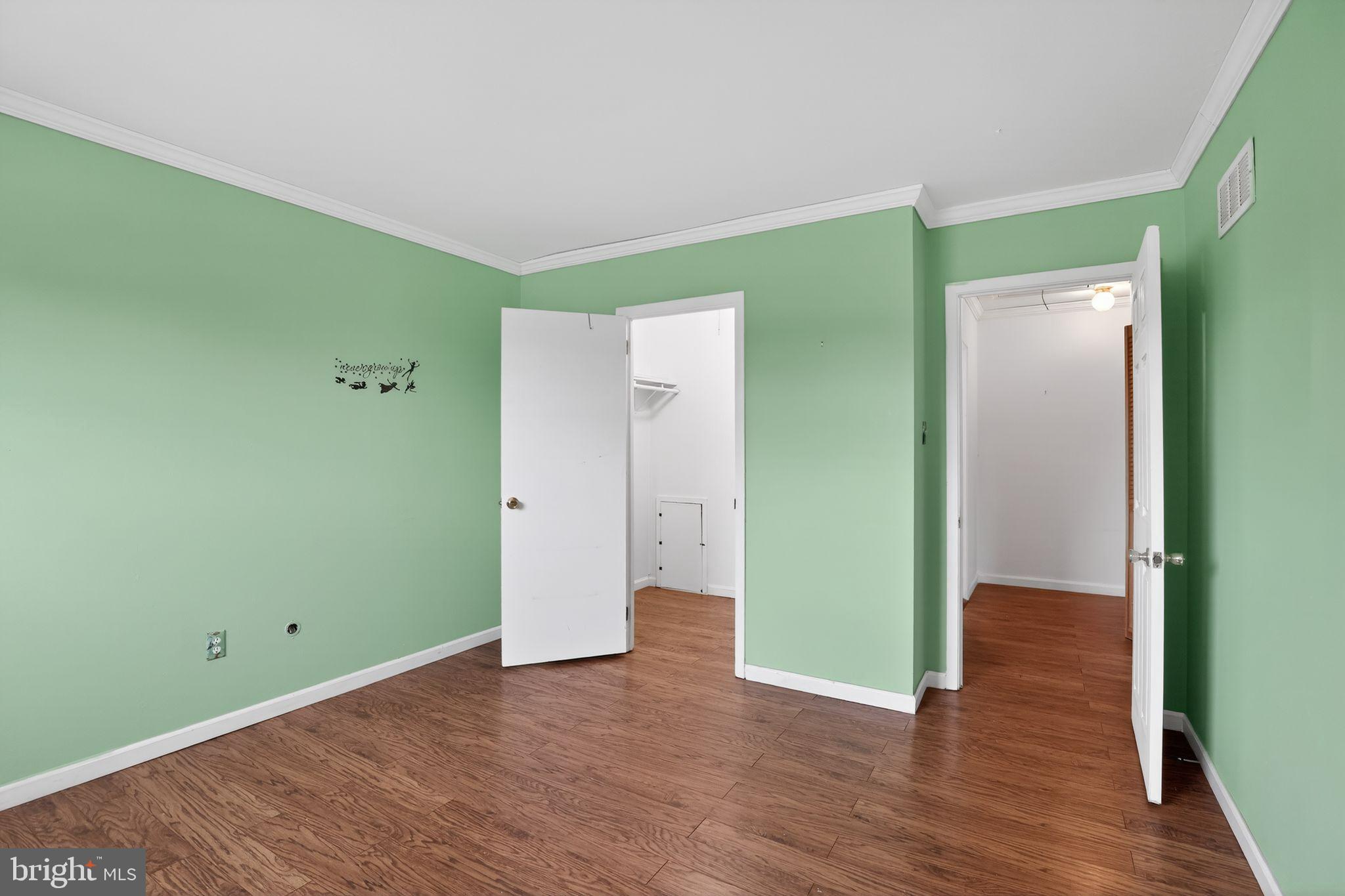 ROUND MEADOW - Residential