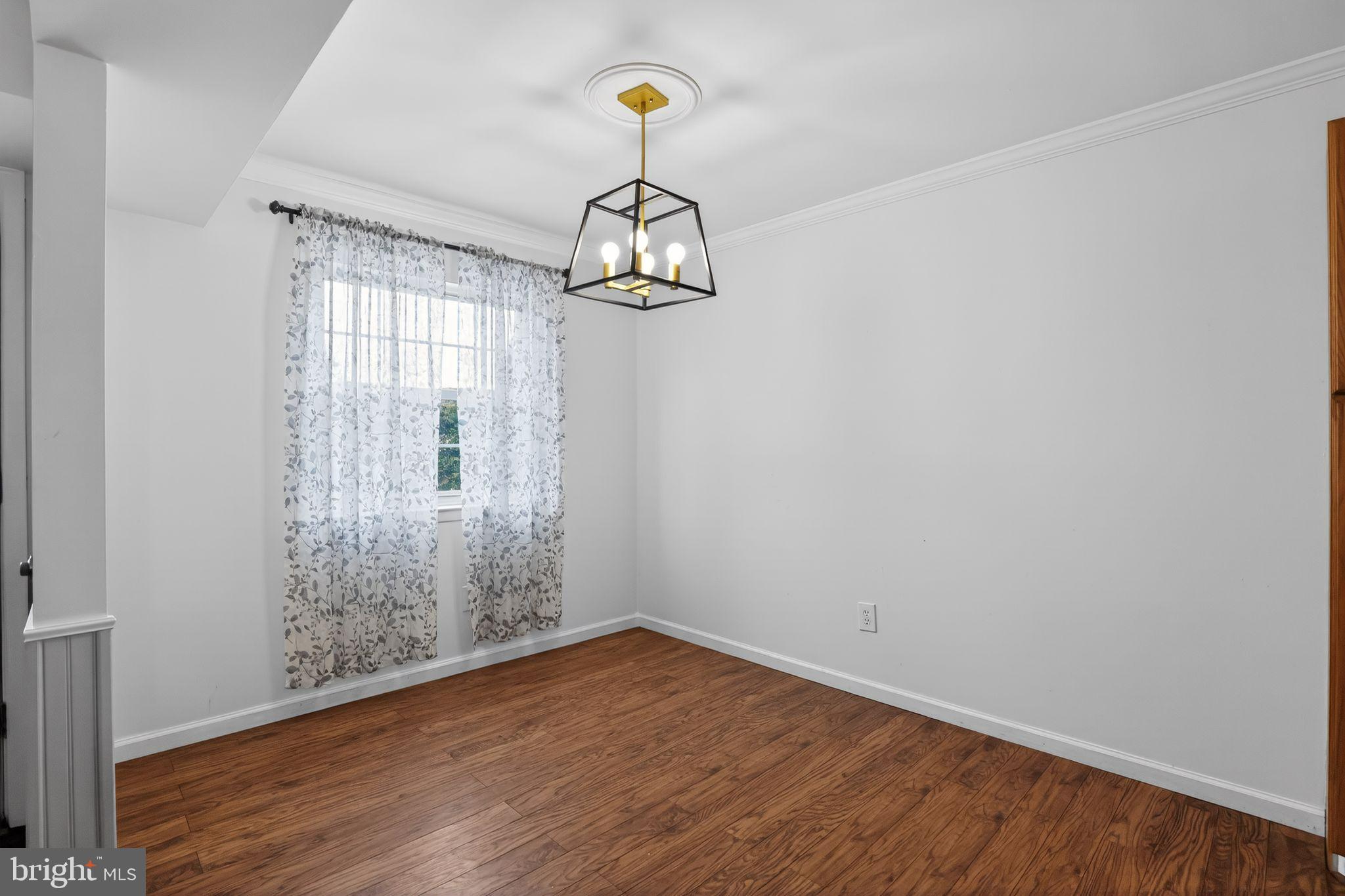 ROUND MEADOW - Residential